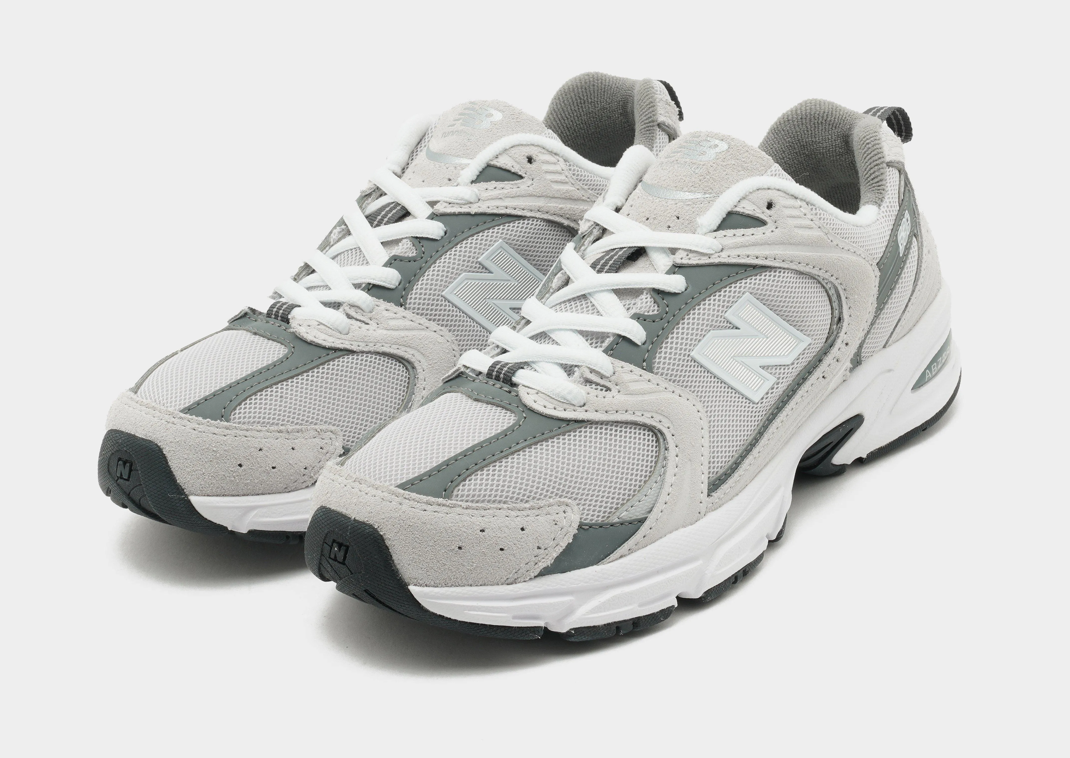 530 Women's Low Top