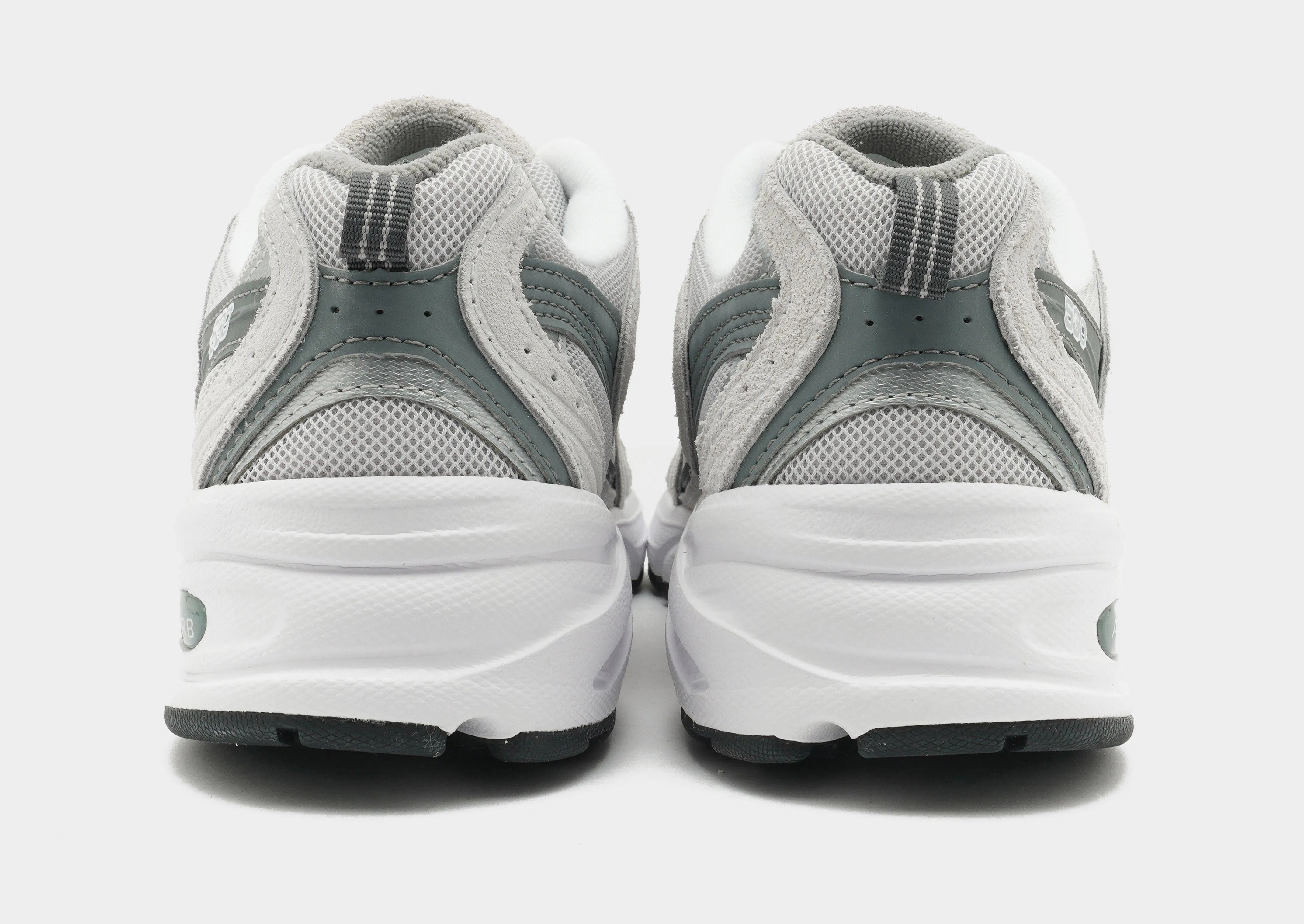 530 Women's Low Top