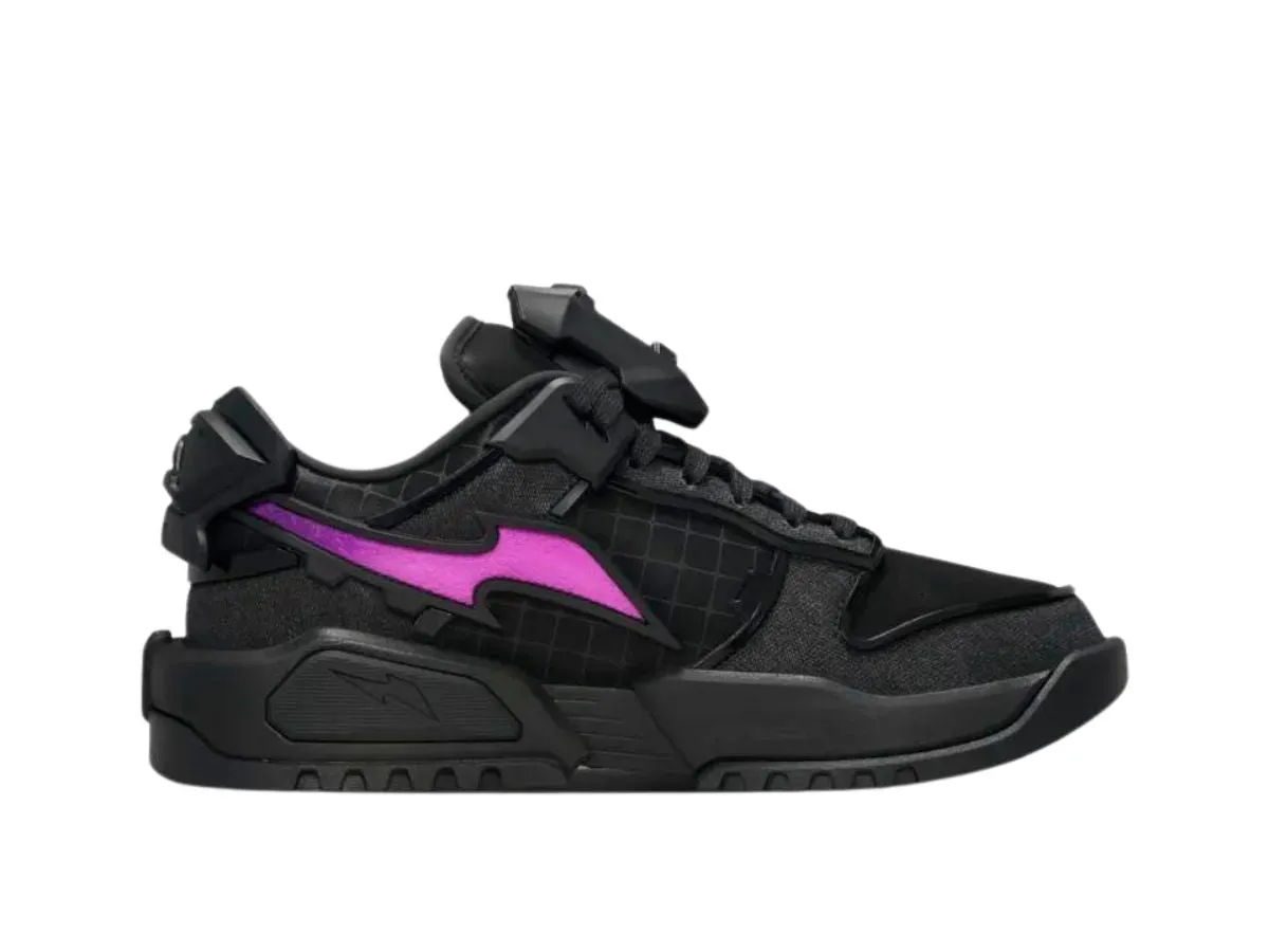 Active Glide-In Nike Dunk Genesis Low RTFKT Void (EDITION OF 11394)