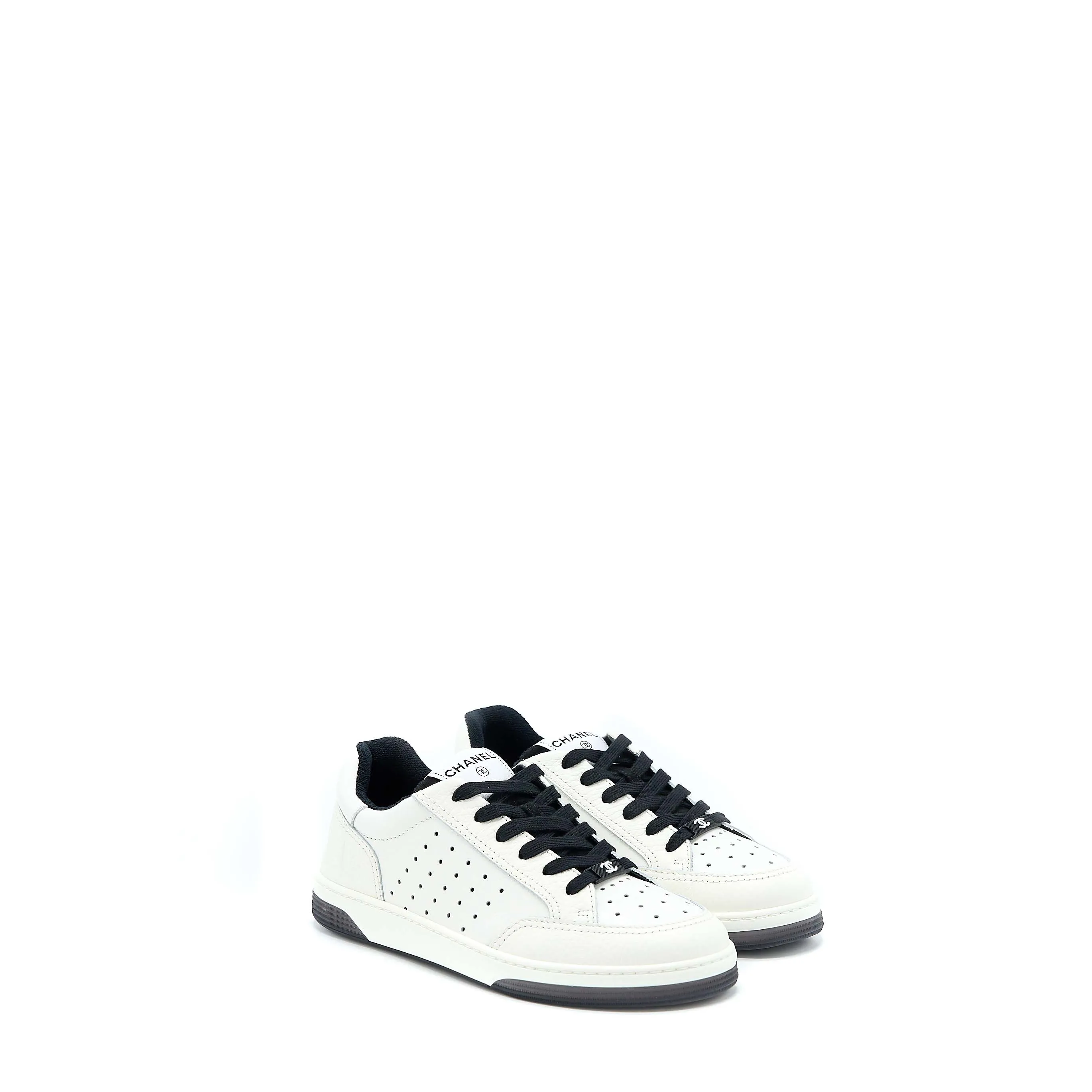 Adaptive Comfort Chanel Size 37.5 Letter/CC Logo Sneaker Calfskin Black/White