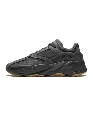 Adidas Yeezy Boost 700 Utility Black Style - and - function Strappy Design