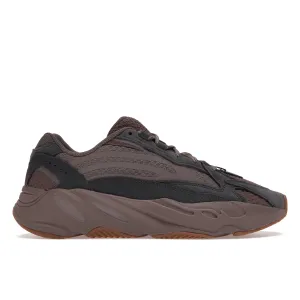 Adidas Yeezy Boost 700 V2 Mauve toe box roomy