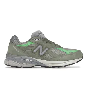running jackets New Balance 990v3 MiUSA Patta Keep Your Family Close