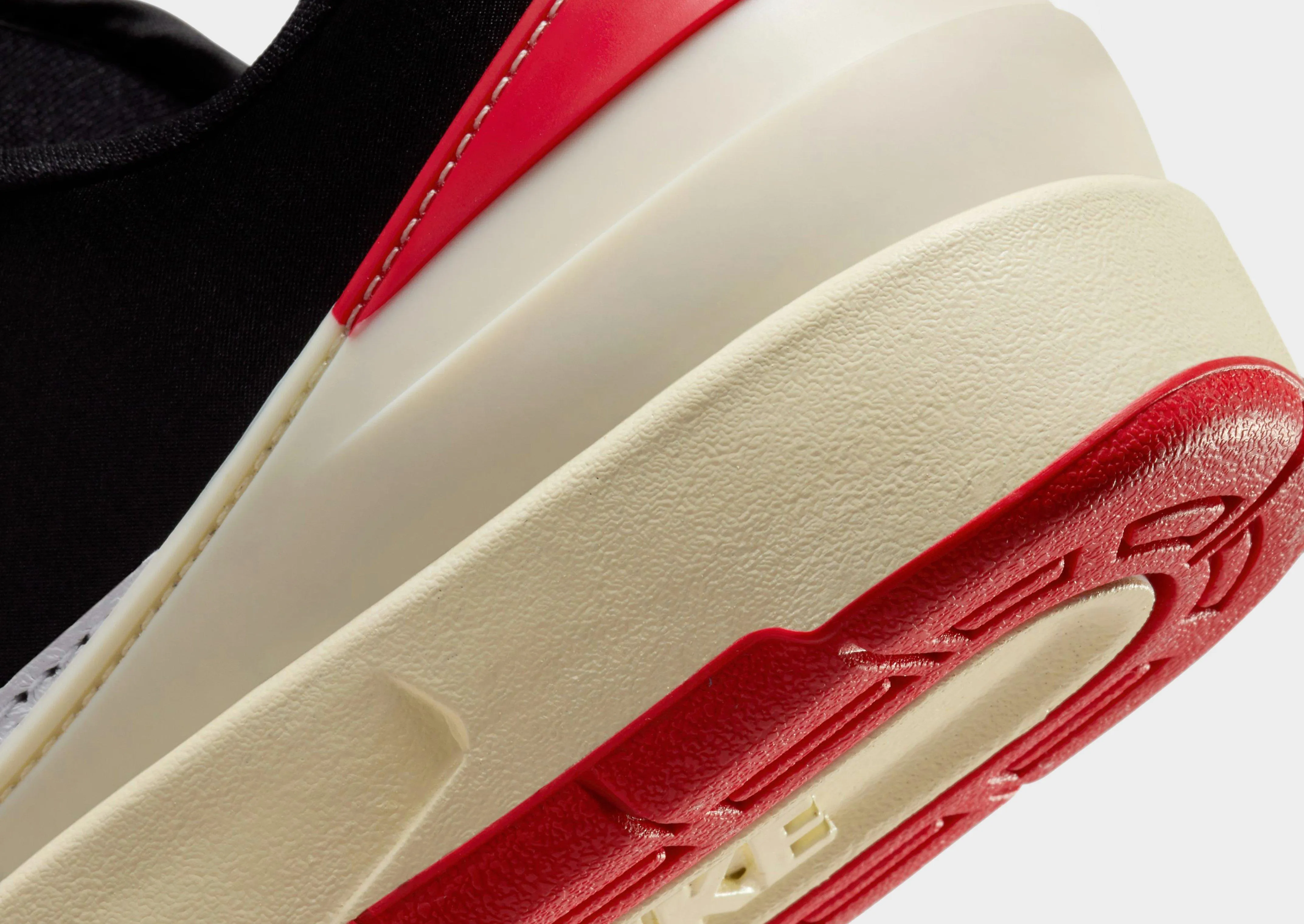 Air 2 Retro Low Women's Party