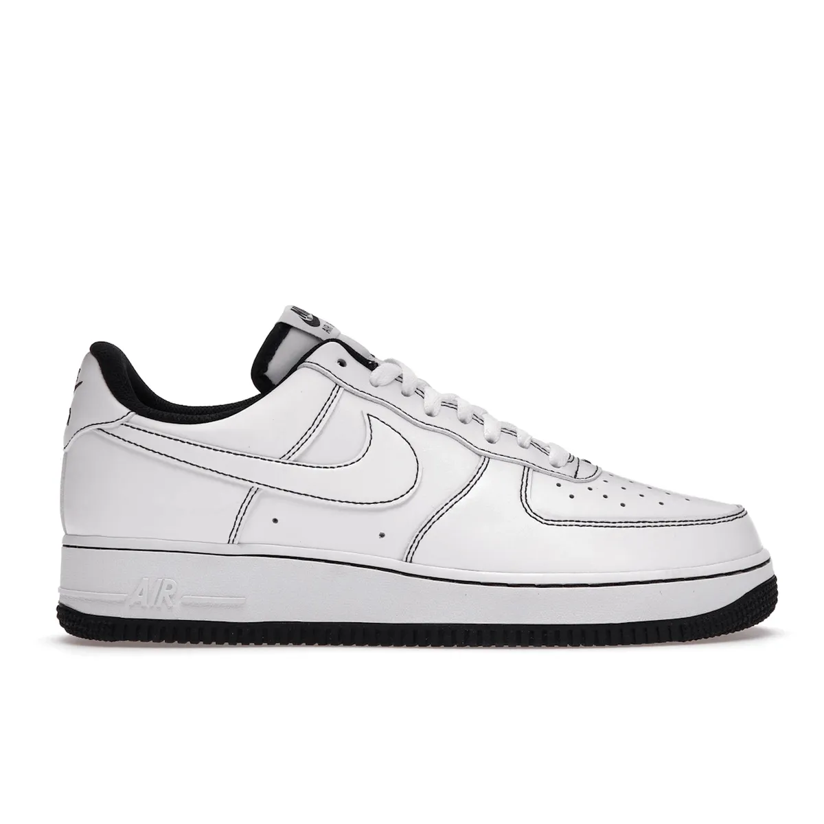 Edgy Walk Chic Street Air Force 1 Black Stitch