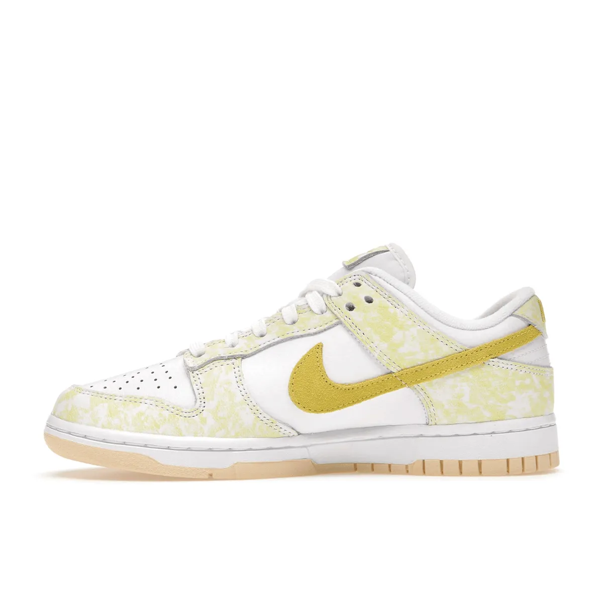 Air Force 1 Lemon Drop Retro Mood