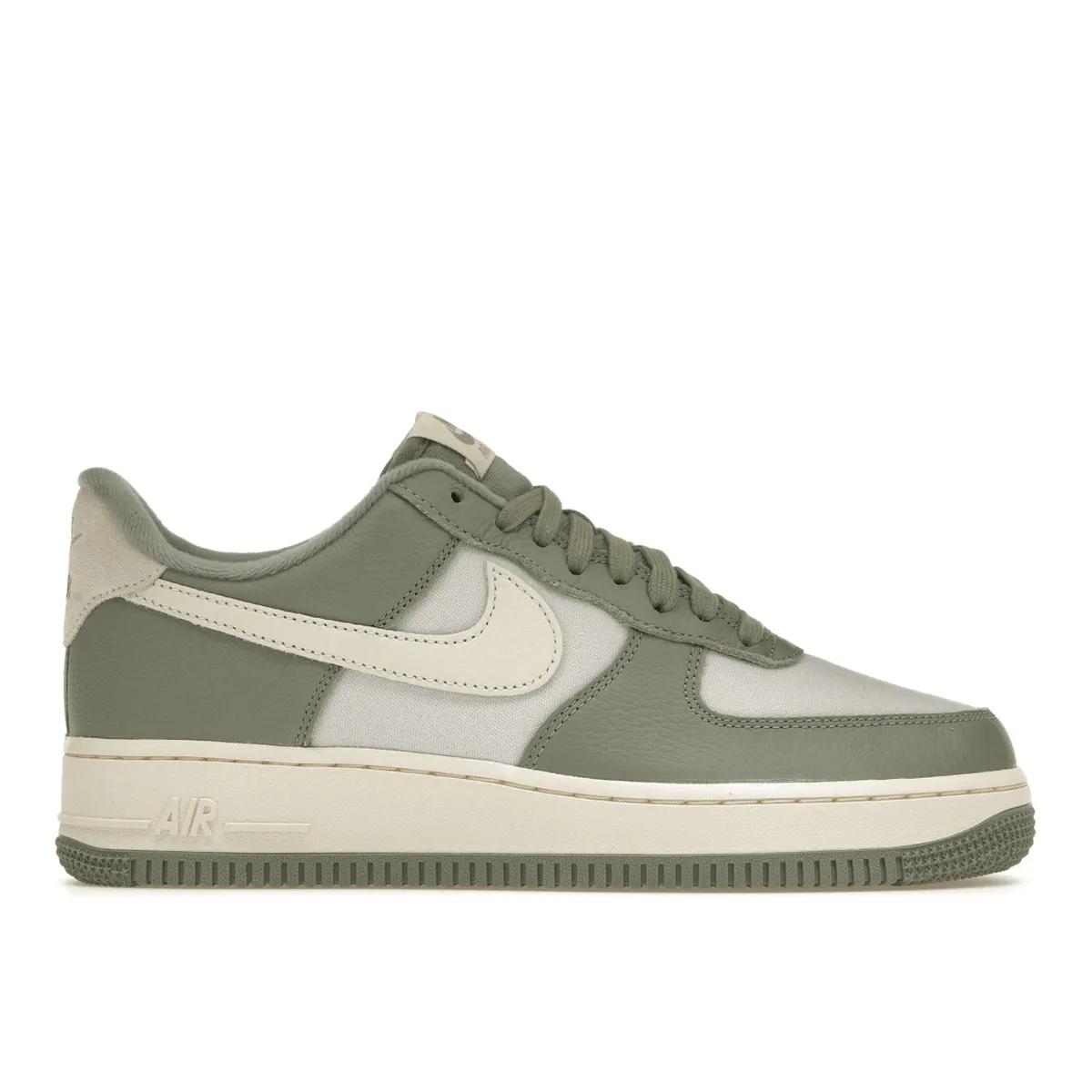 Slip Fit Air Force 1 Low 07 LX Mica Green