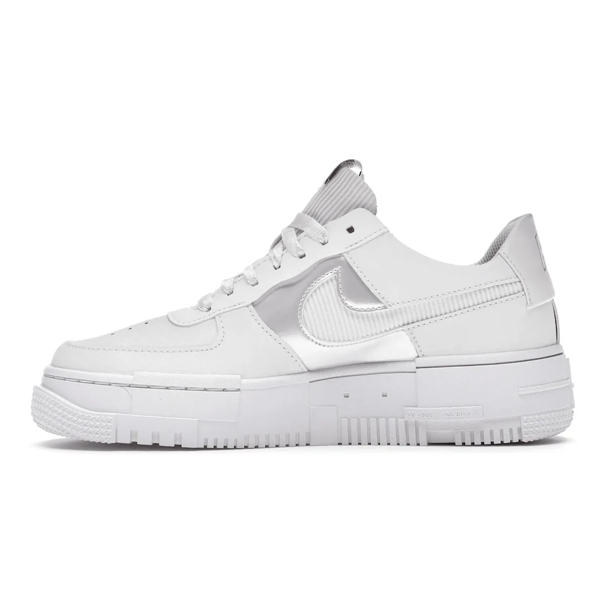 Air Force 1 Pixel Gold Chain Travel Vibe