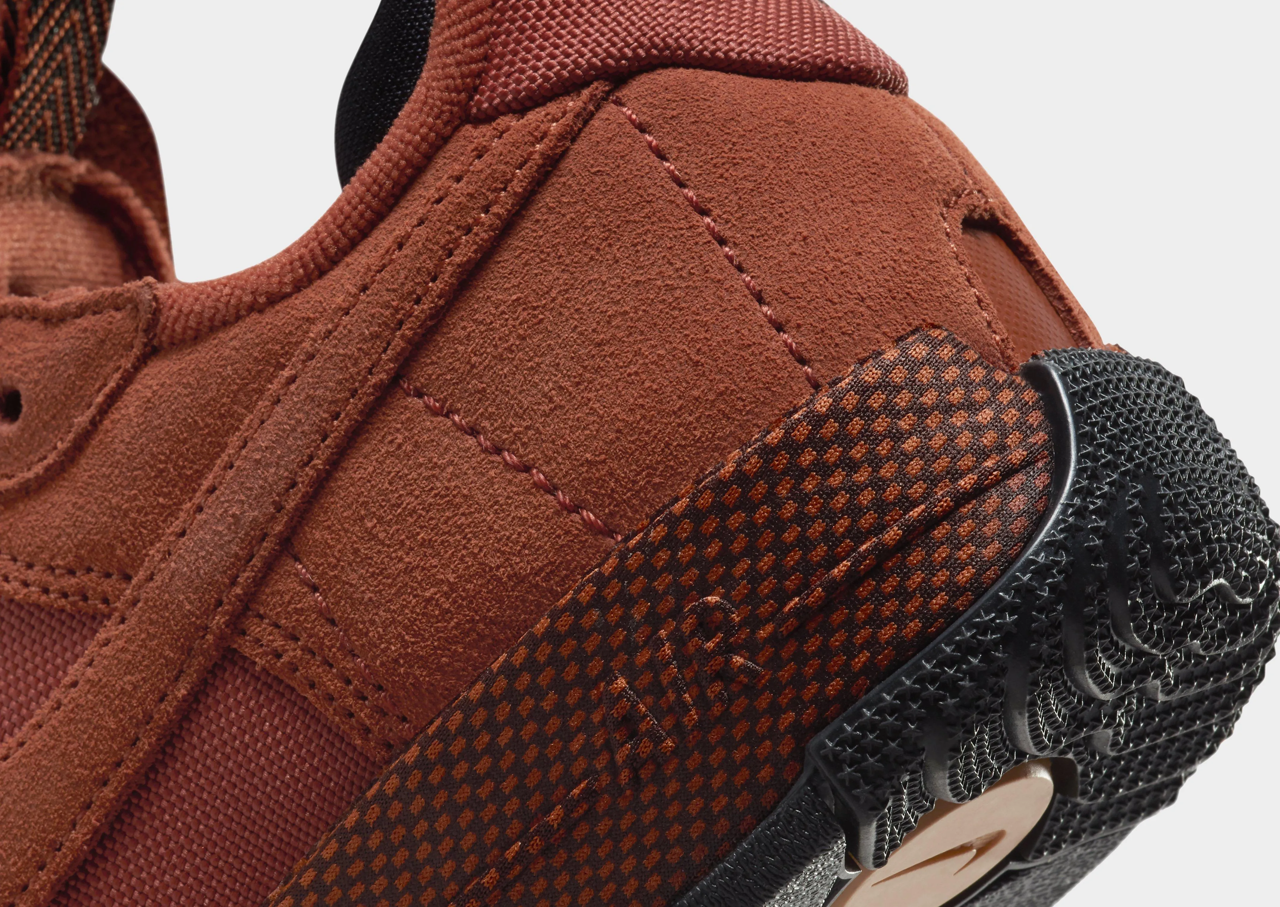 Air Force 1 Wild Women's Relax-Tech