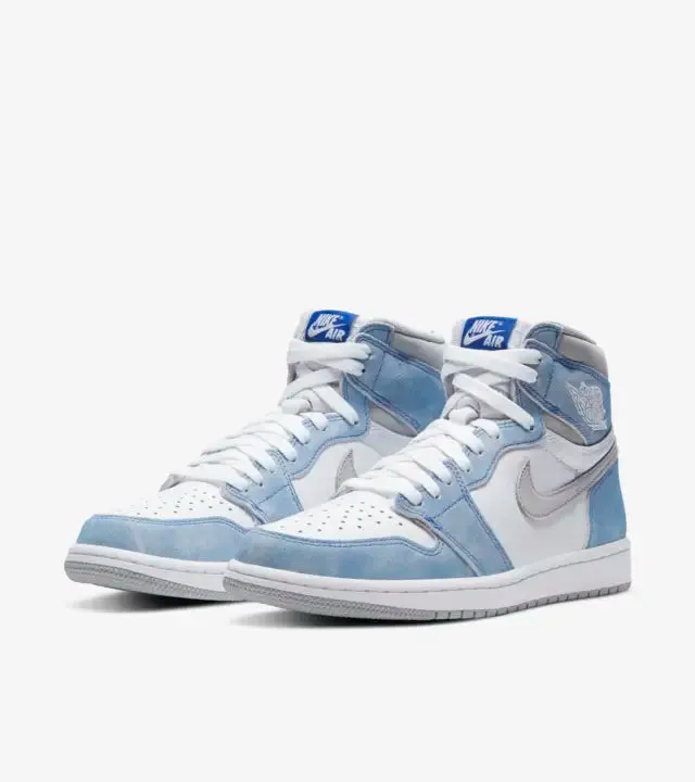 Air Jordan 1 High  Hyper Royal Versatile Wear