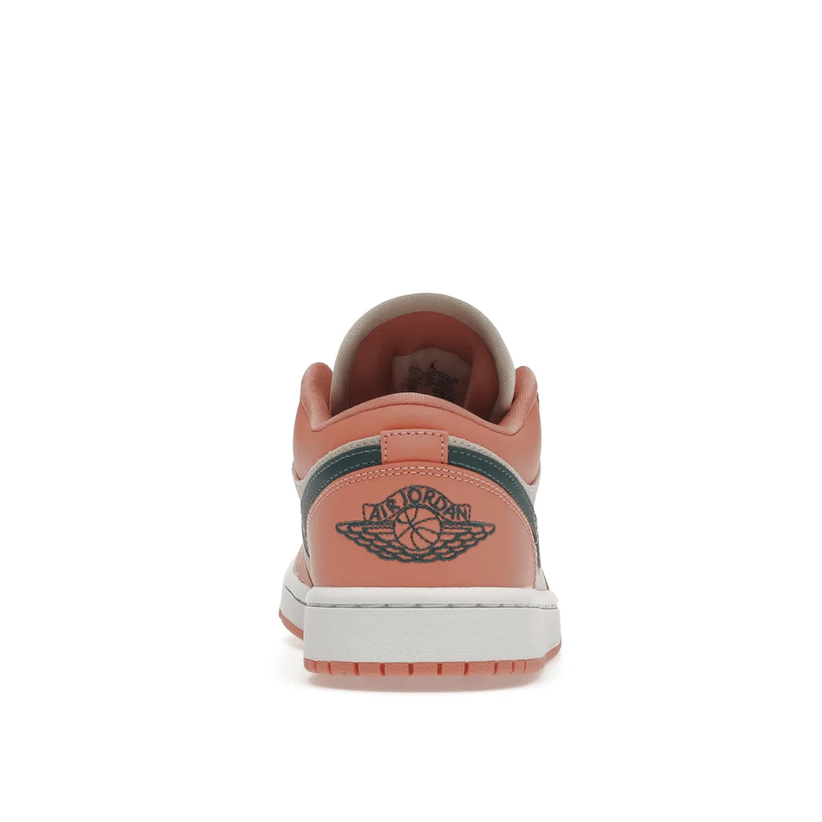 Air Jordan 1 Low Light Madder Root Game-Ready Shoes