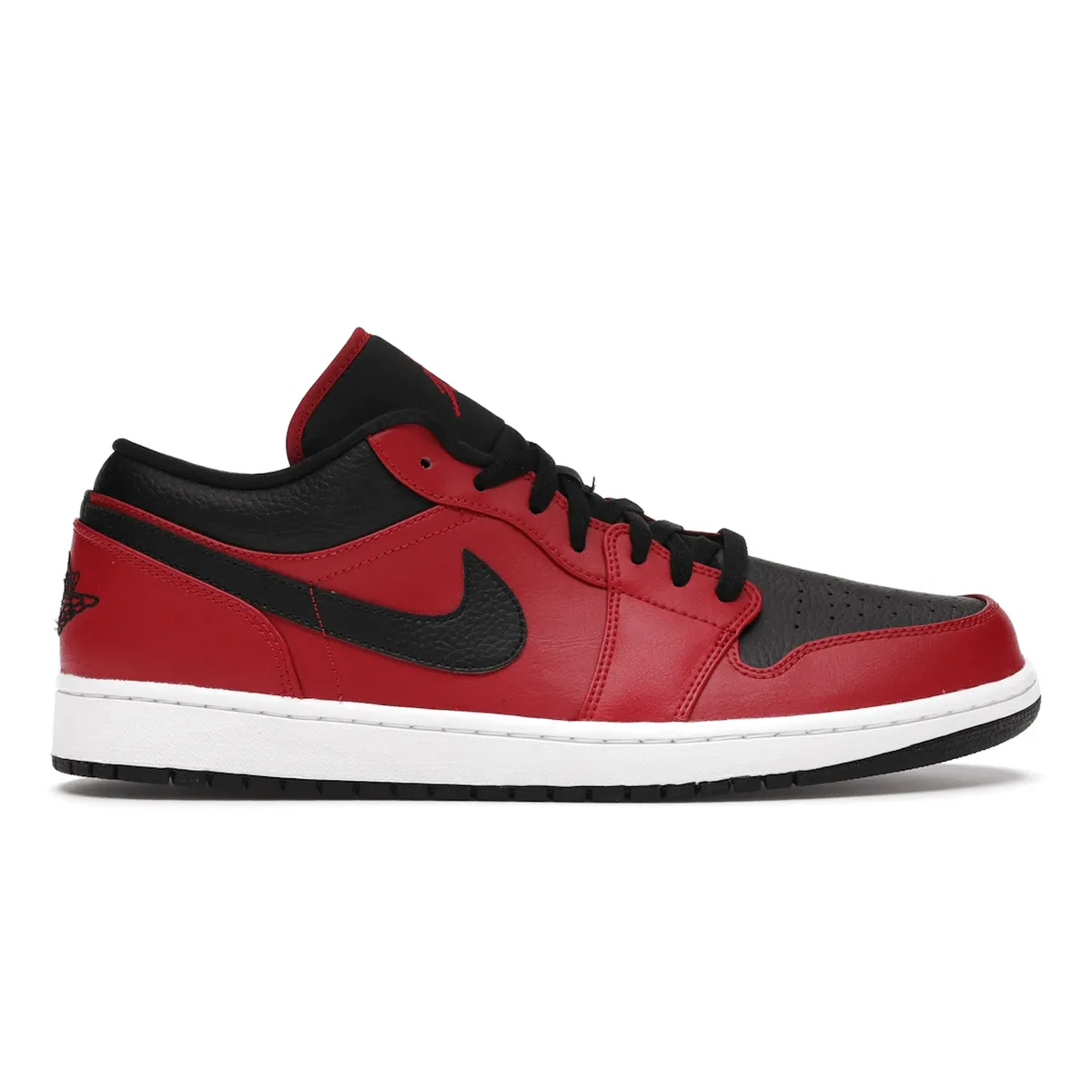 Air Jordan 1 Low Reverse Bred Pebbled Swoosh Grip Control