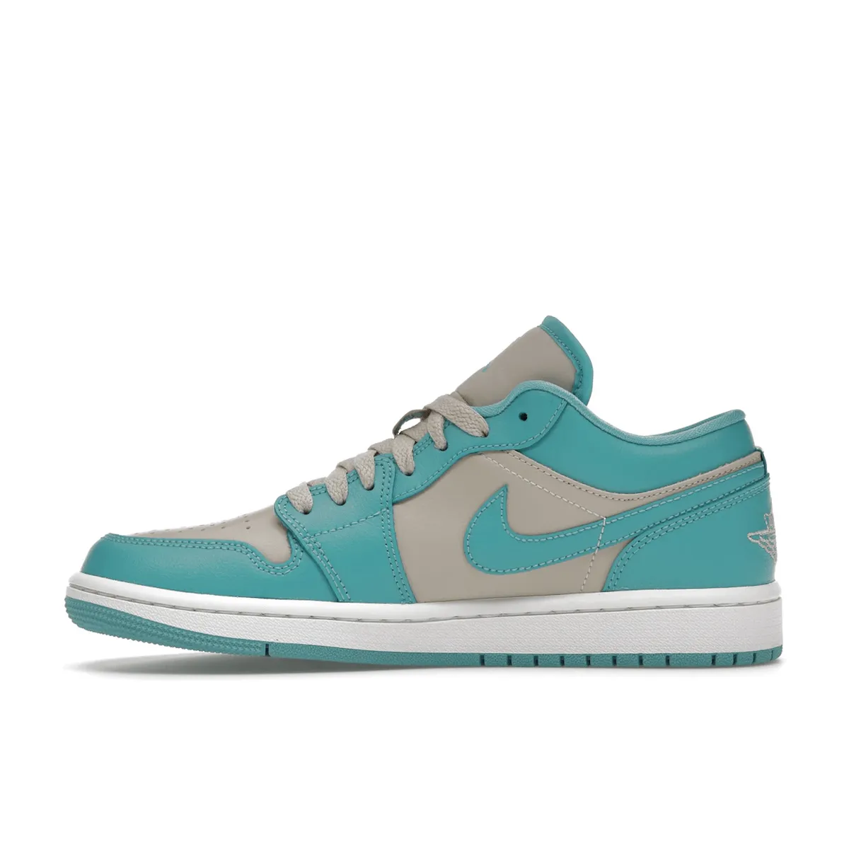 Air Jordan 1 Low Tropical Teal Powerful Traction