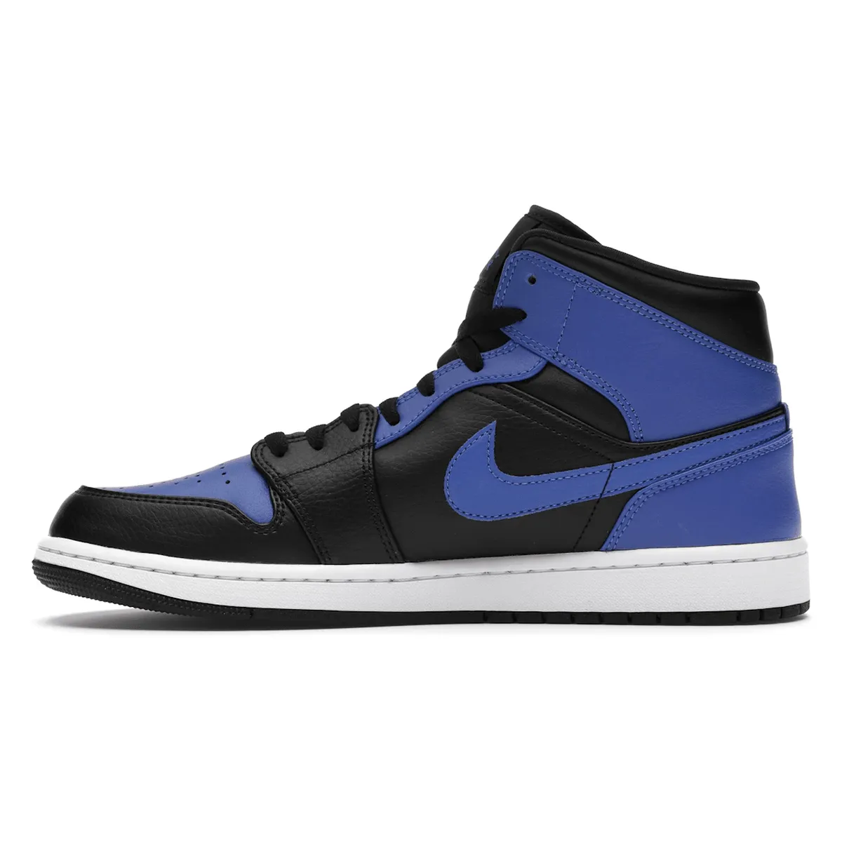 Air Jordan 1 Mid Hyper Royal Durable outsole