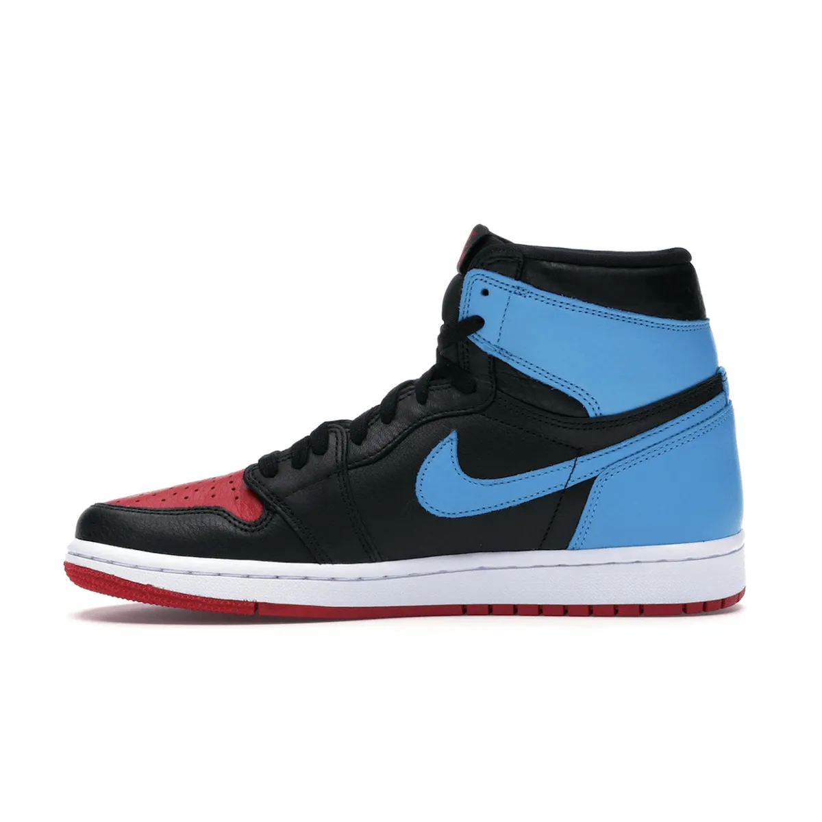 Air Jordan 1 Retro High NC to Chi responsive soles
