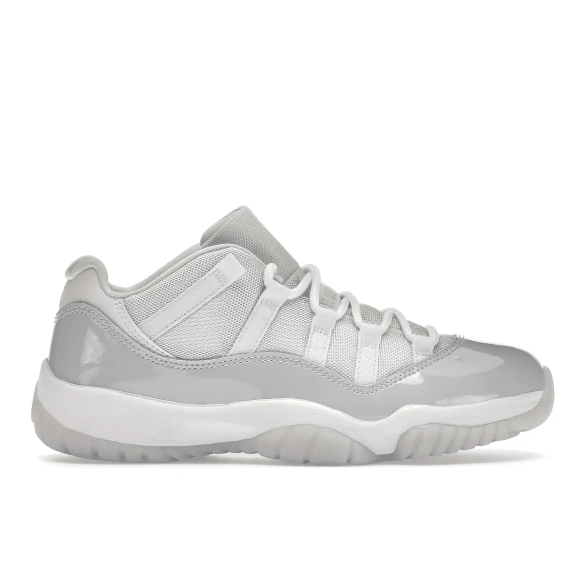 Air Jordan 11 Retro Low Pure Violet Sneakers Versatile Use