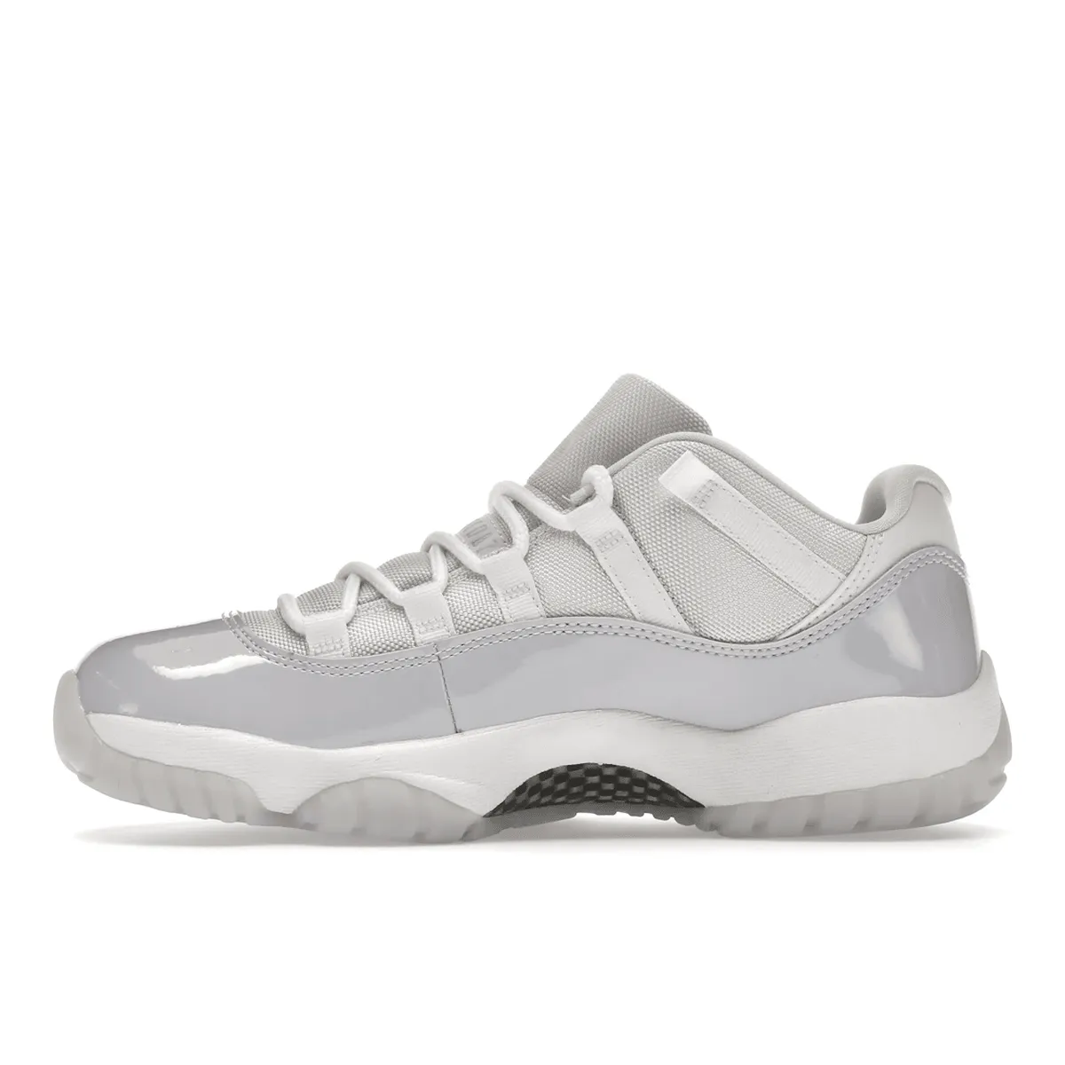 Air Jordan 11 Retro Low Pure Violet Sneakers Versatile Use