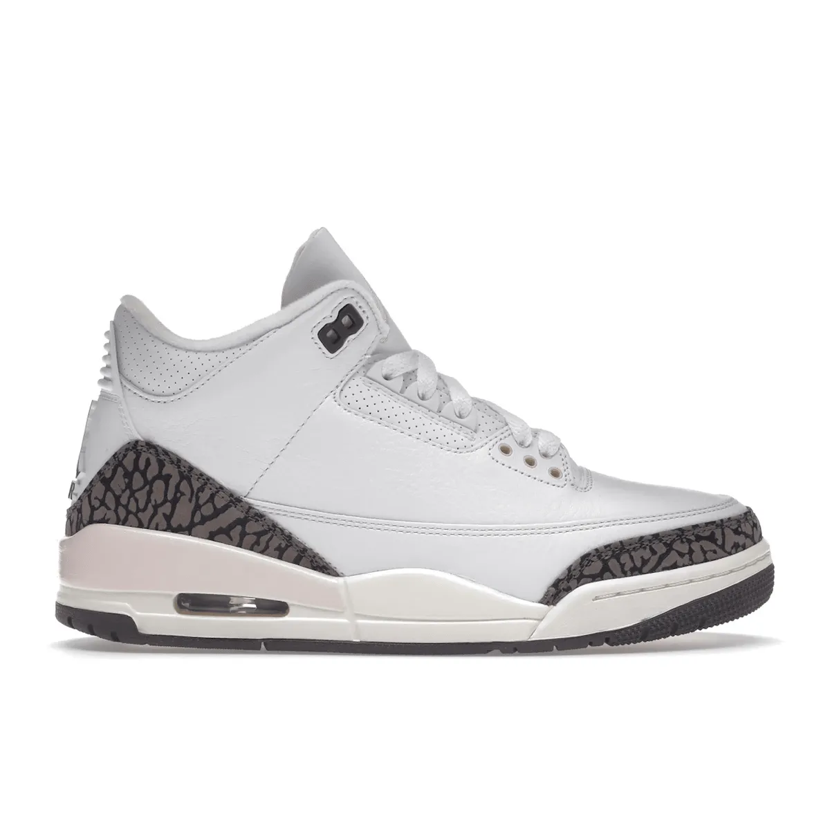 Air Jordan 3 Retro Neapolitan Dark Mocha Lock In Comfort