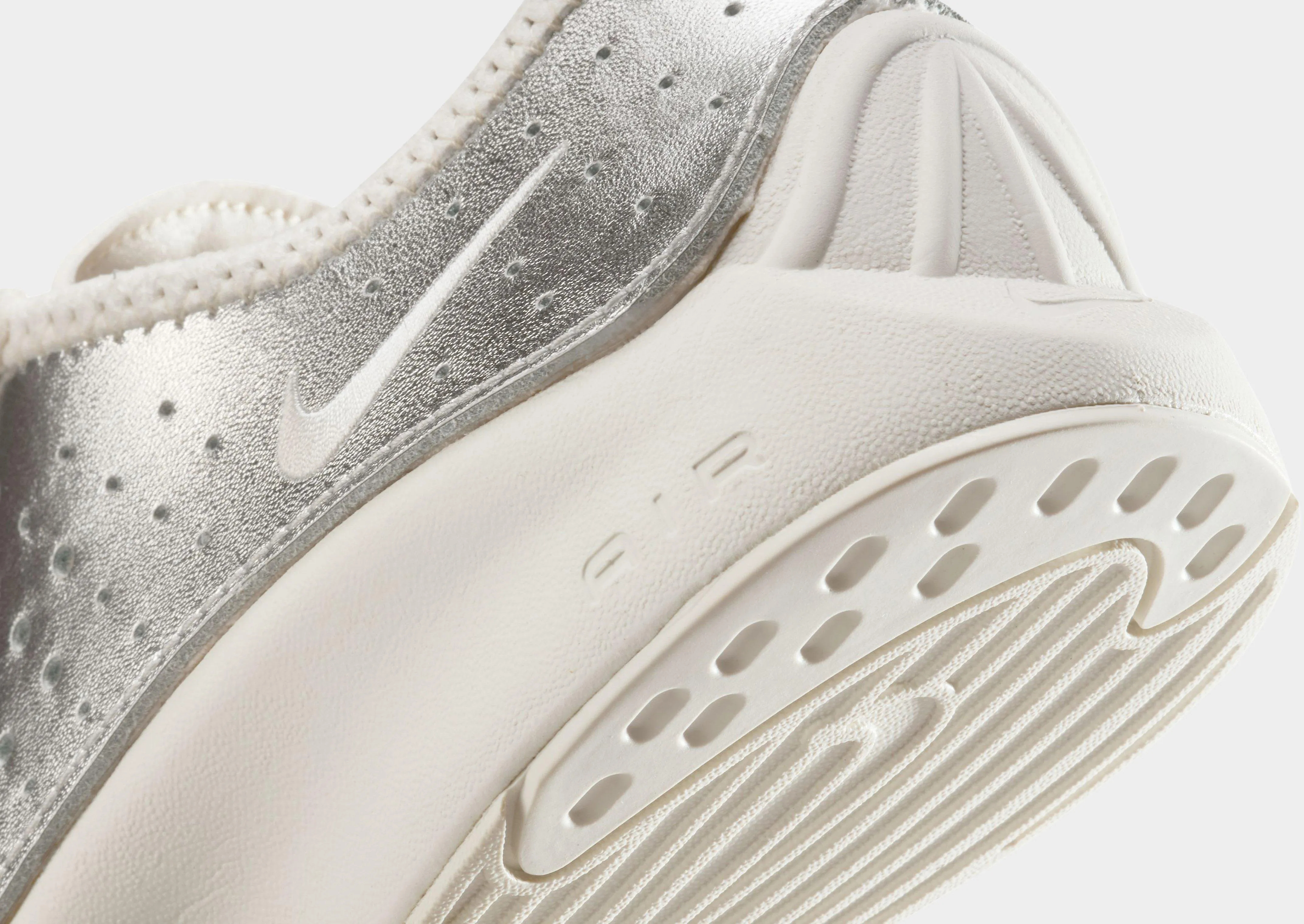Air Superfly Women's Luxury