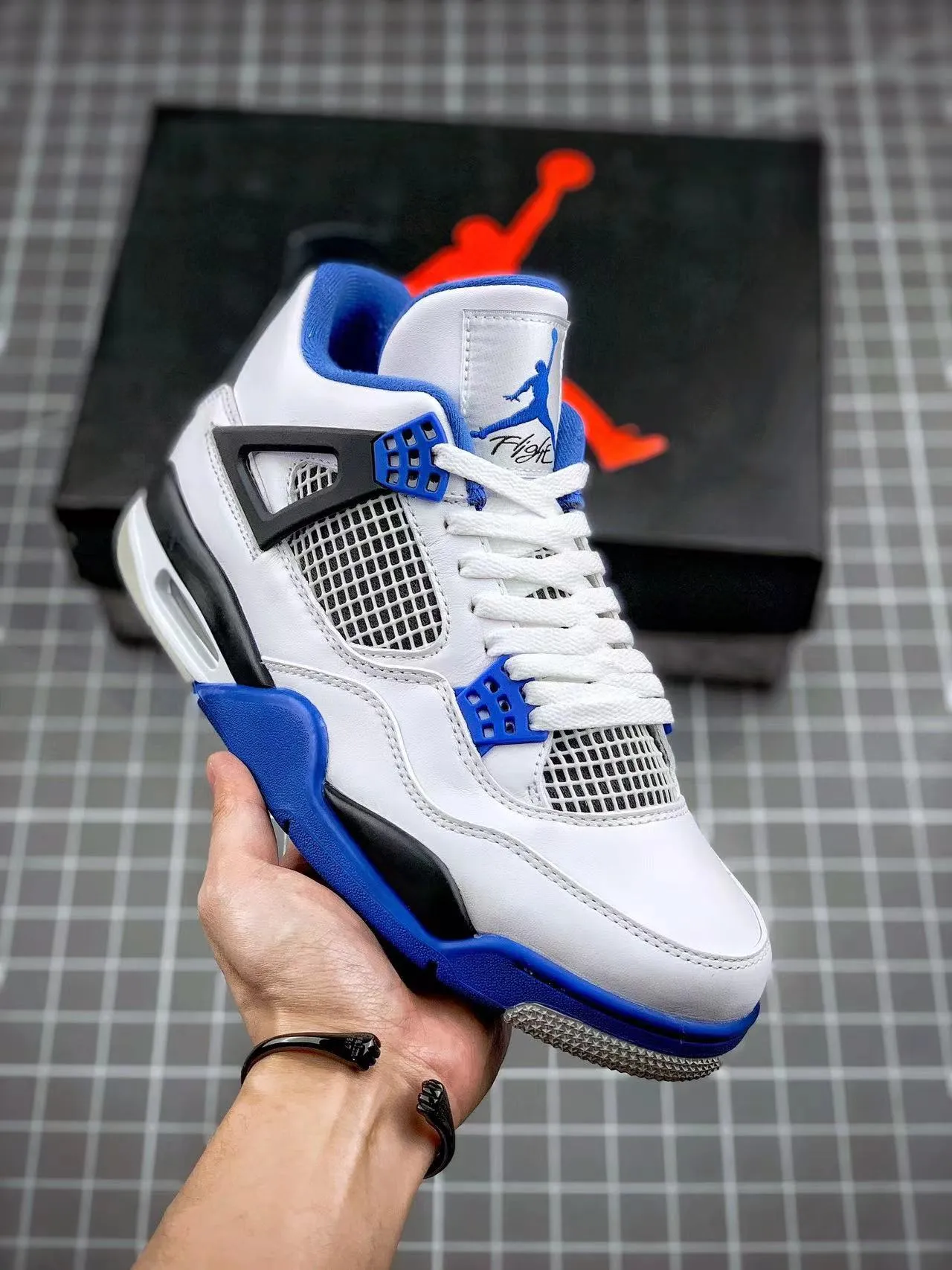 AJ 4 Motorsports Iconic design