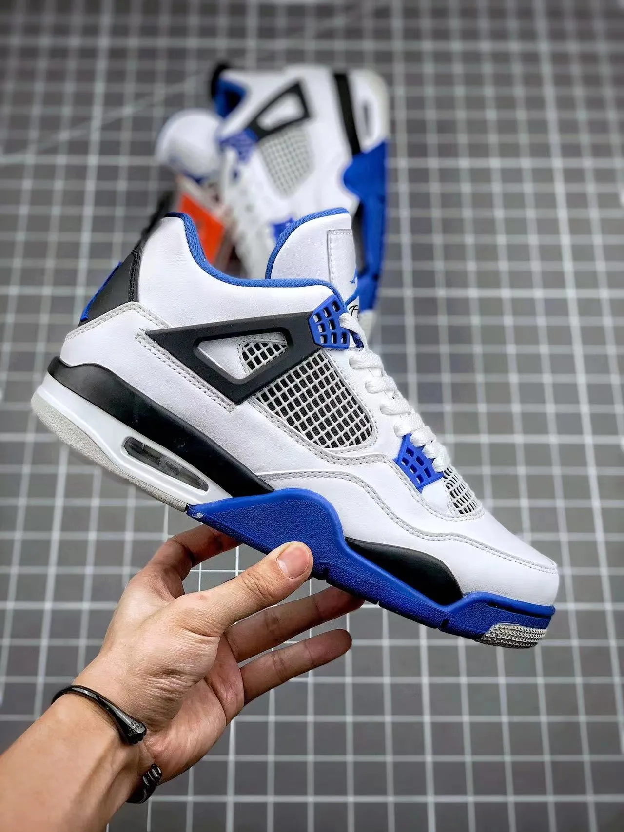 AJ 4 Motorsports Iconic design