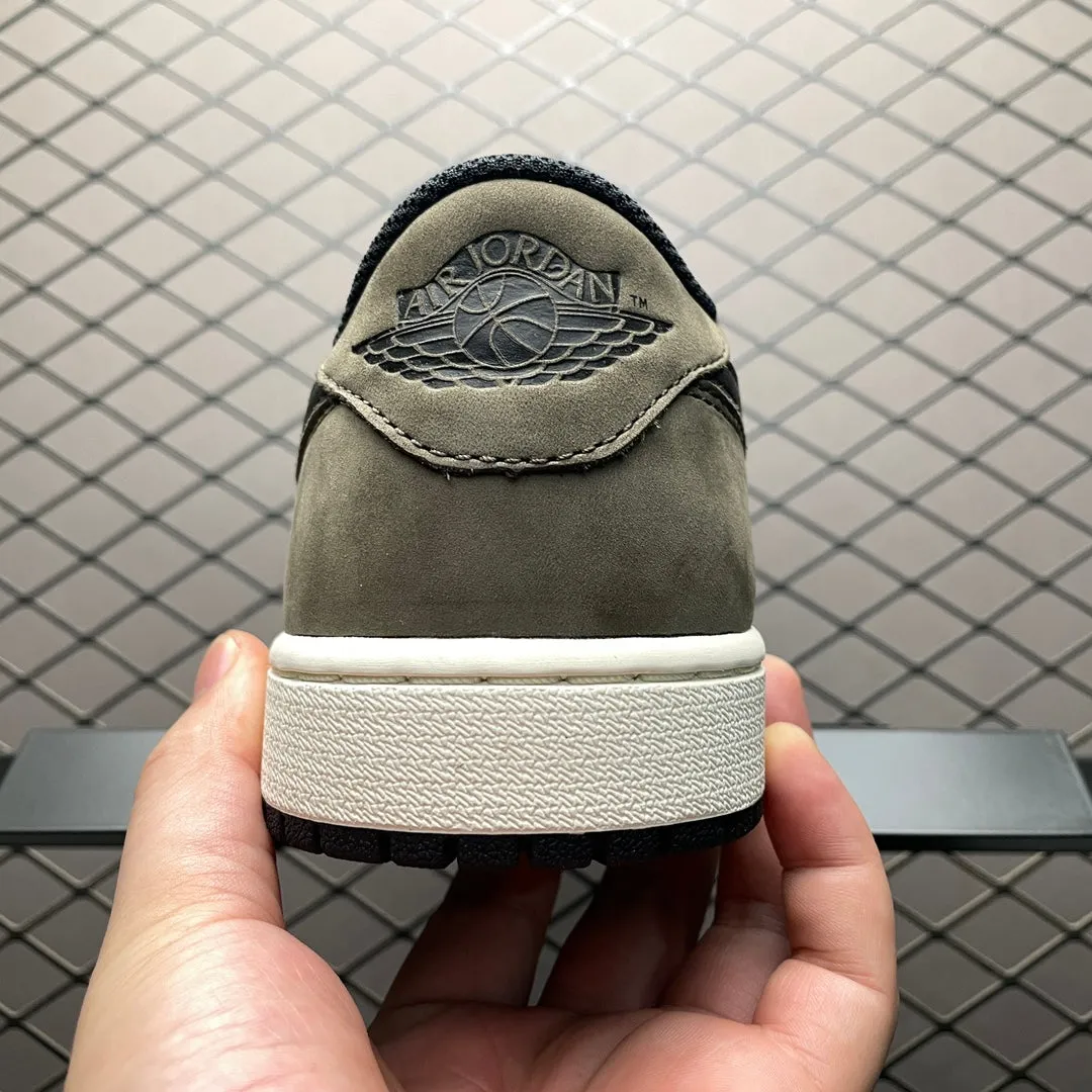AJ1 Low Dark Mocha Comfortable Wear