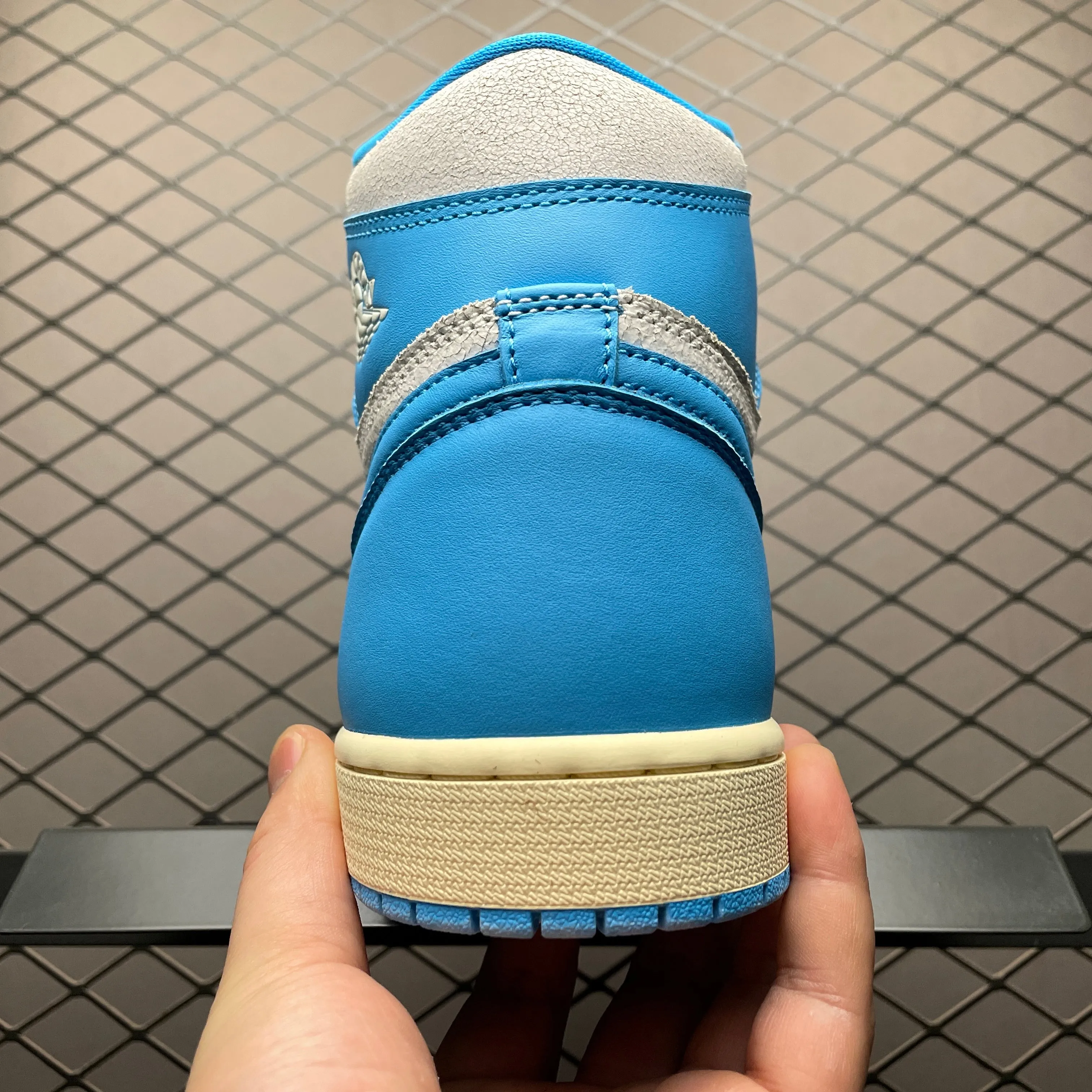 AJ1 OG UNC Reimagined slim