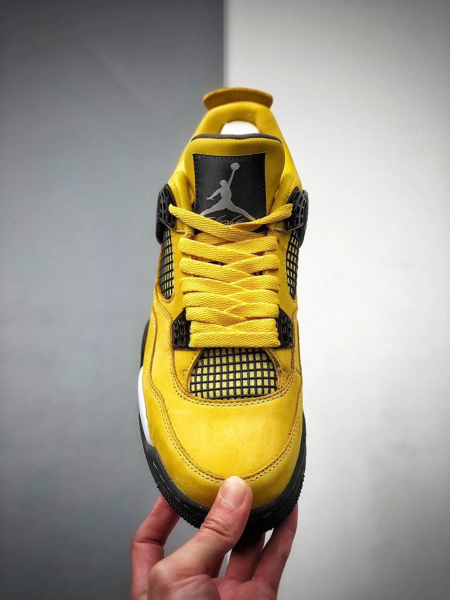 AJ4 Lightning Street Motion Flow