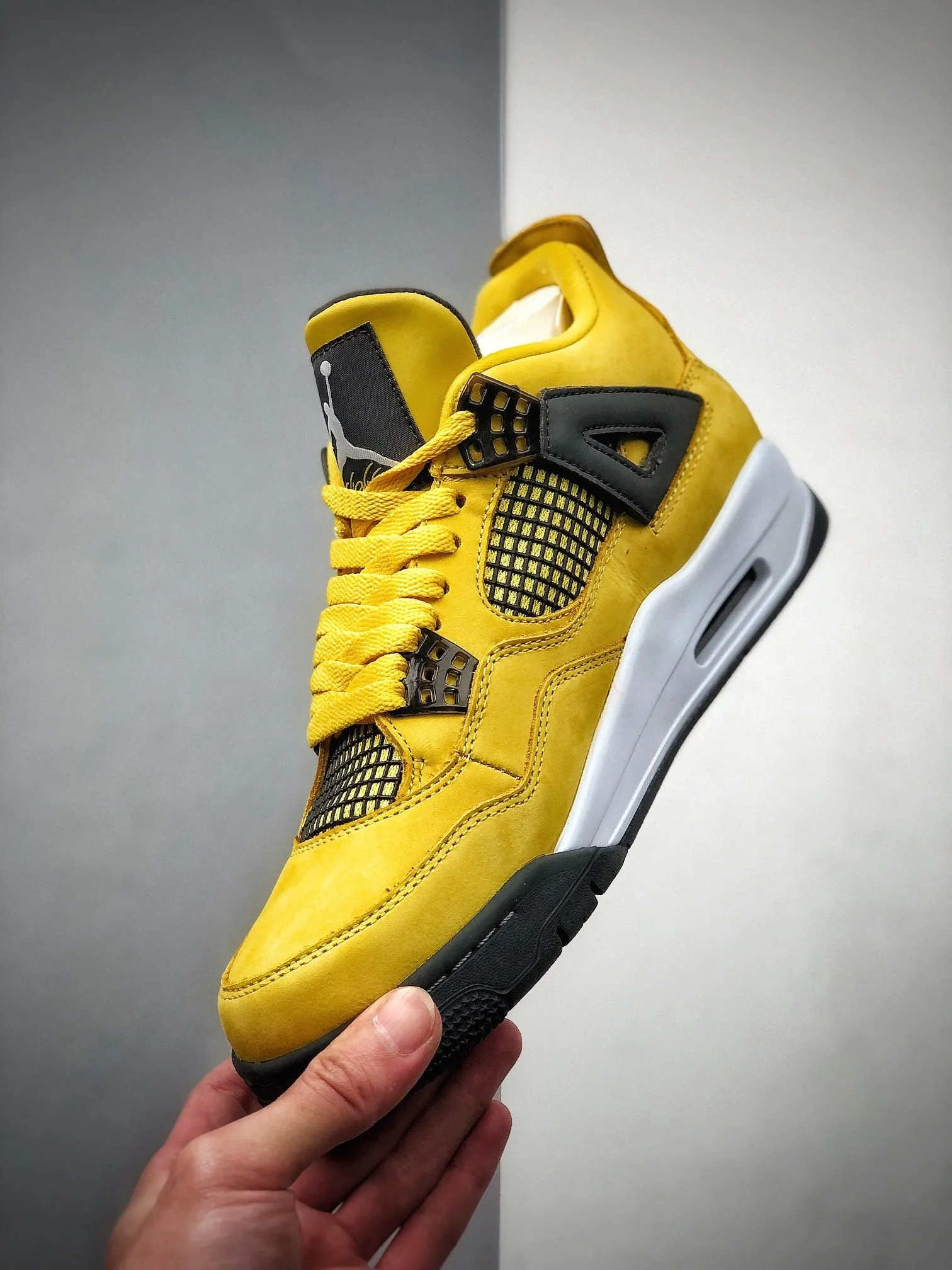 AJ4 Lightning Street Motion Flow