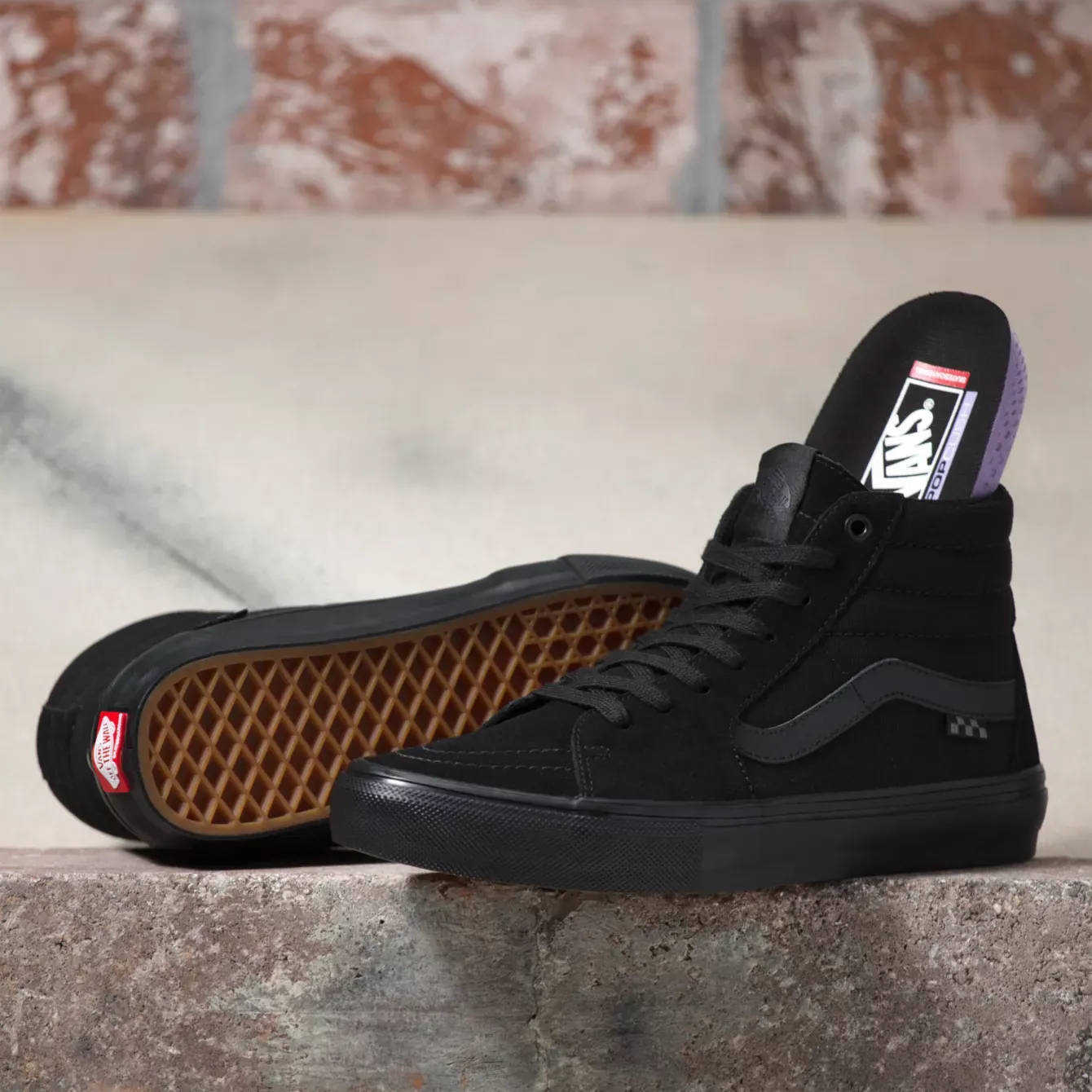 All-Occasion Vans Skate Sk8-Hi Shoes - Black/Black