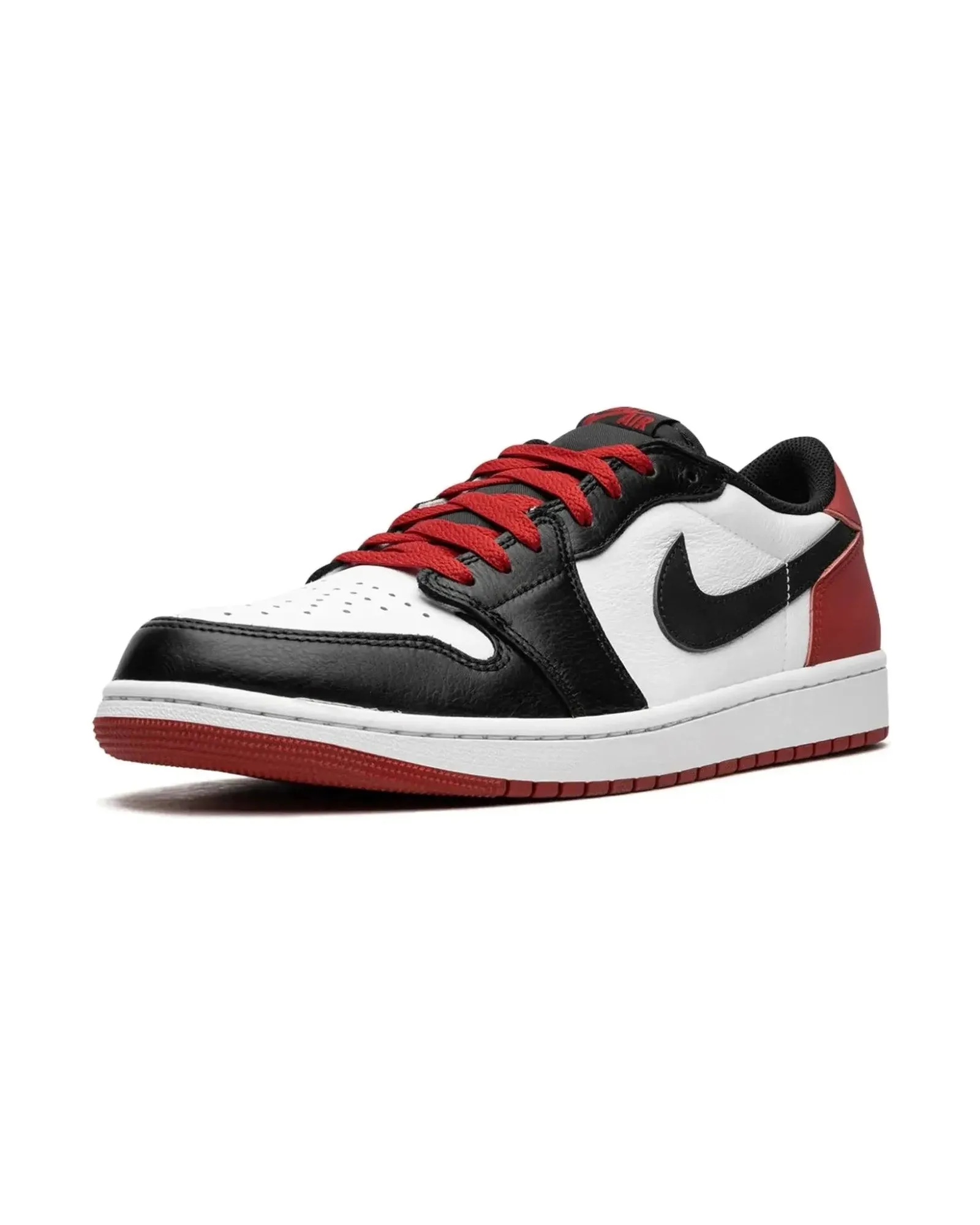All-Season Wear Nike Air Jordan 1 Retro Low OG Black Toe (2023)