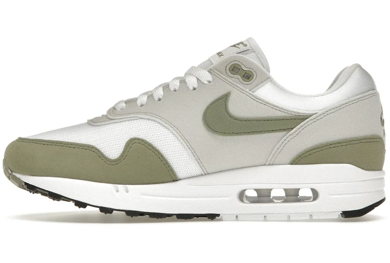 All Terrain Running Nike Air Max 1 Light Army