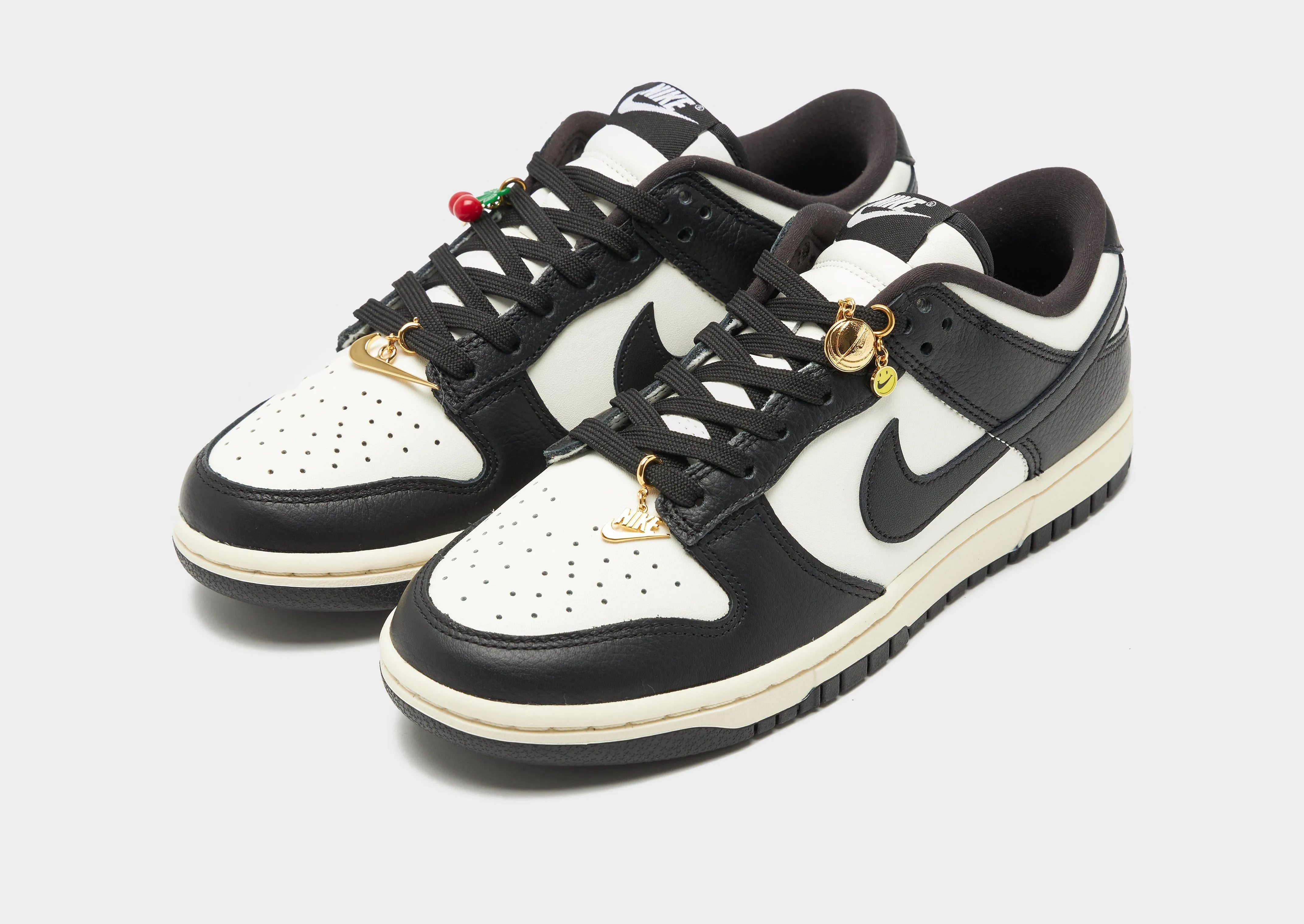 Anti-Bacteria Dunk Low SE Women's