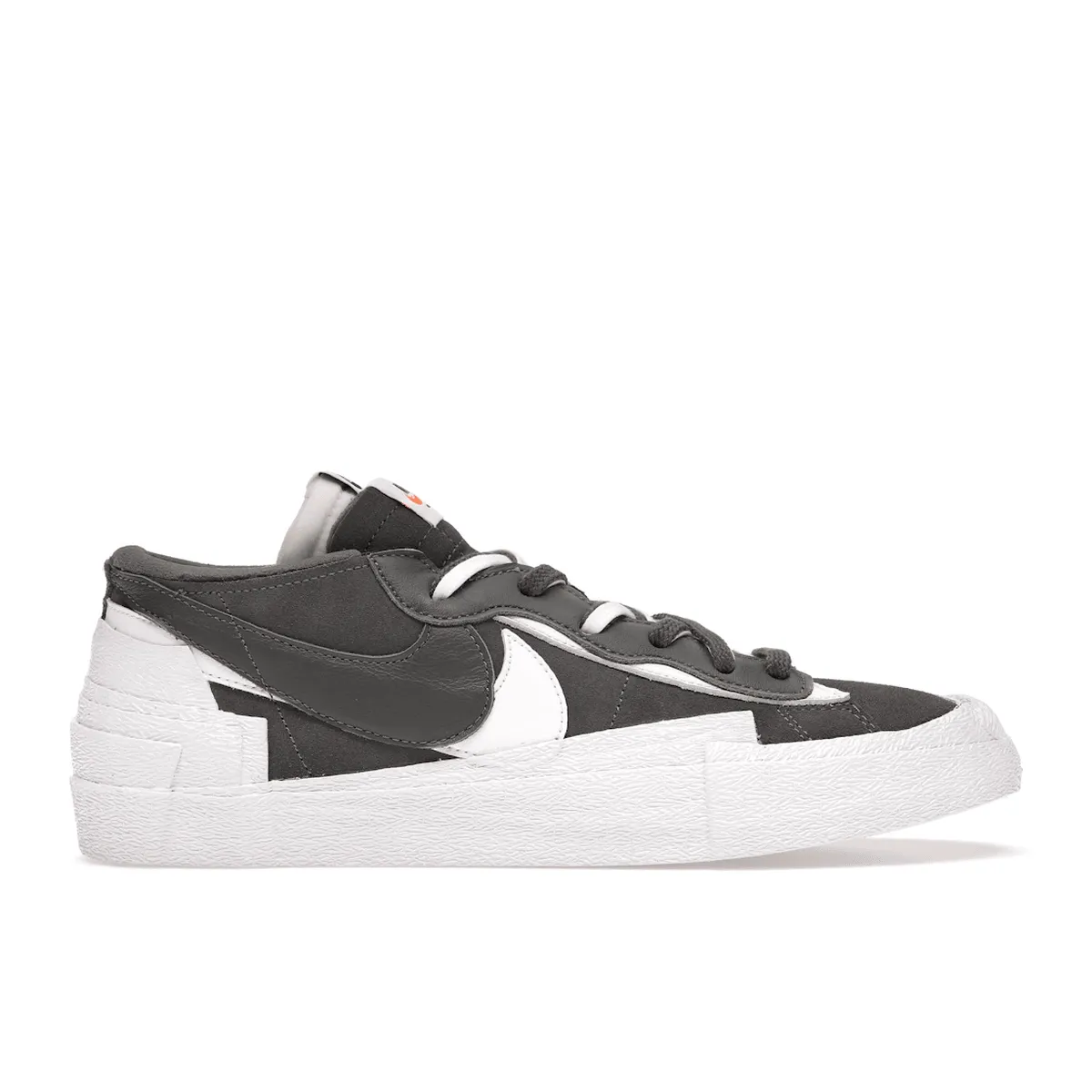 Blazer Low X Sacai Iron Grey Quick Step-On Glide Layer
