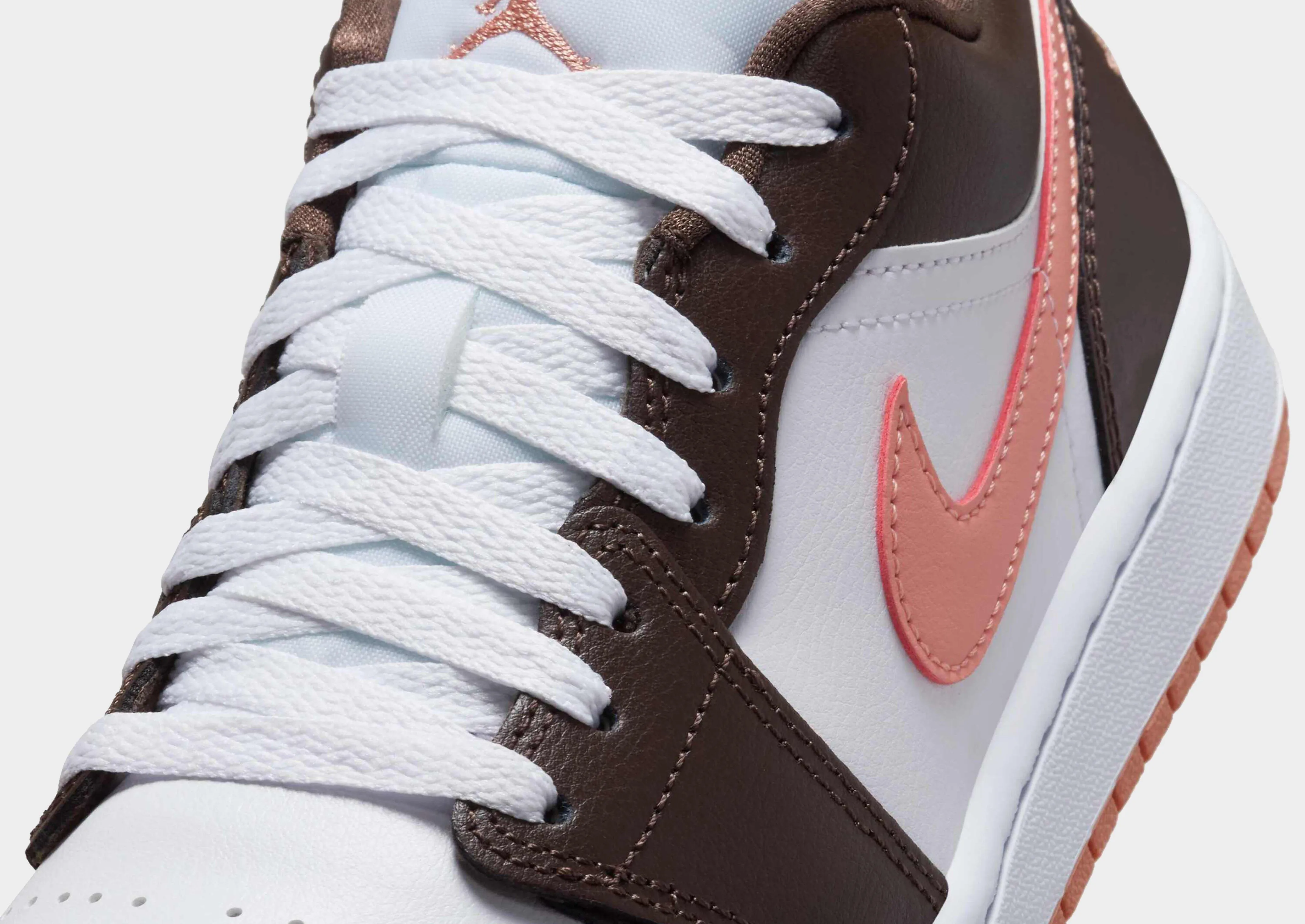 Bold-Look Air 1 Low Women's