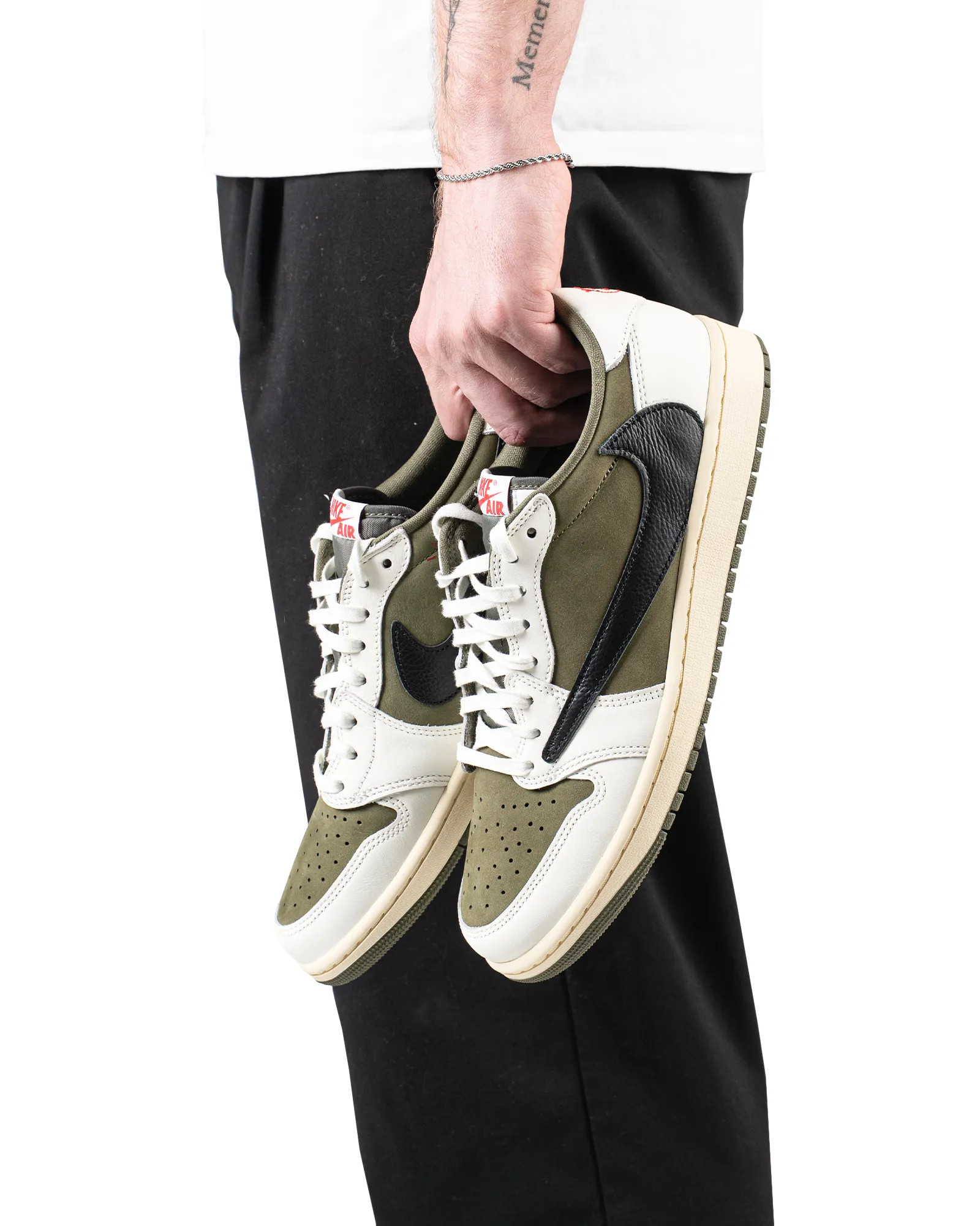 Breathable Material Nike Air Jordan 1 Retro Low OG SP Travis Scott Medium Olive