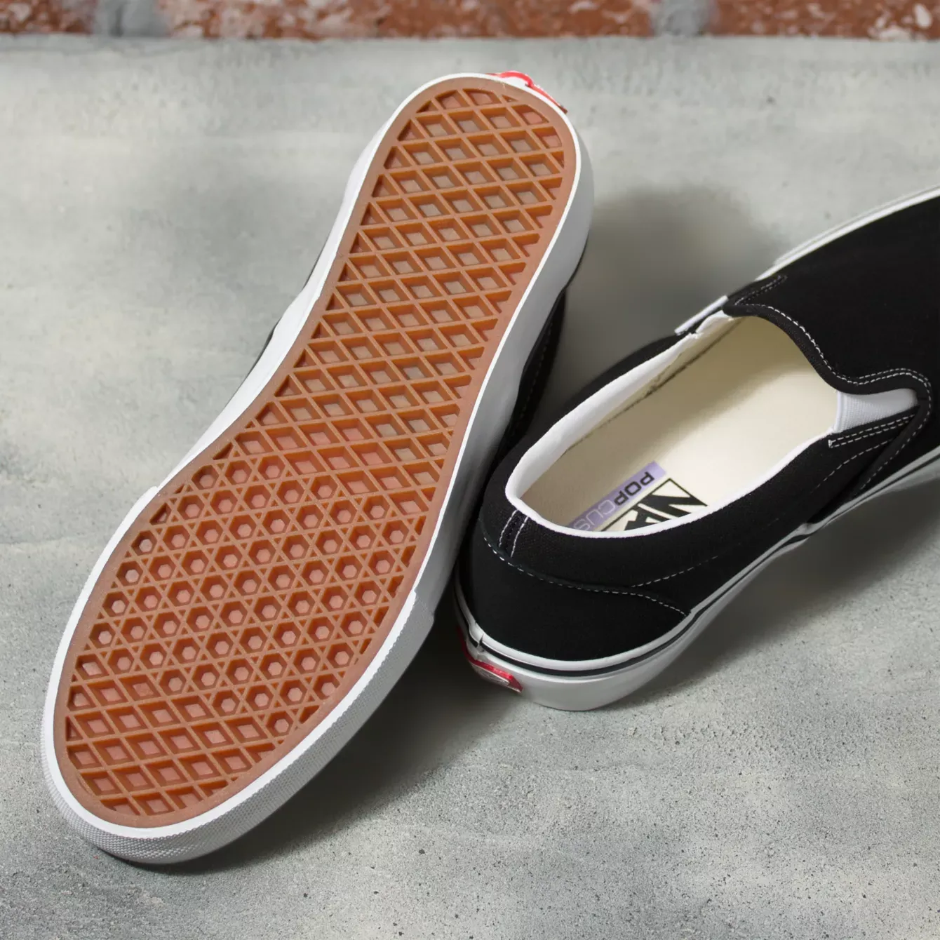 Built-In Support Vans Skate Slip-On Shoe - Black/White