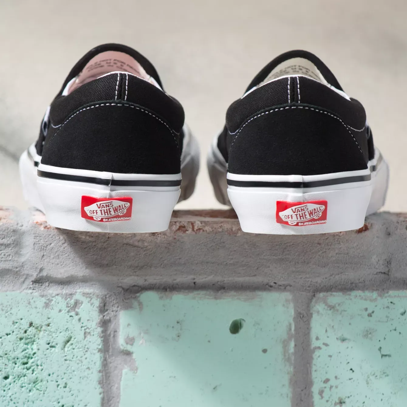 Built-In Support Vans Skate Slip-On Shoe - Black/White