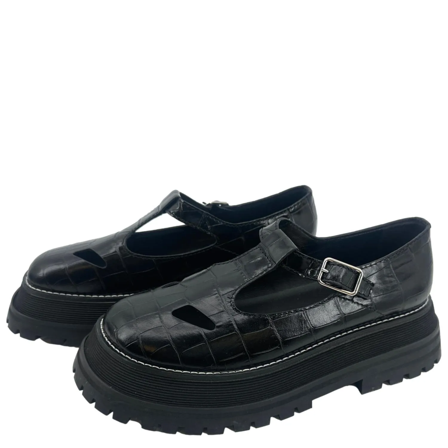BURBERRY Aldwych T Bar Embossed Leather School Shoes Black waterproof