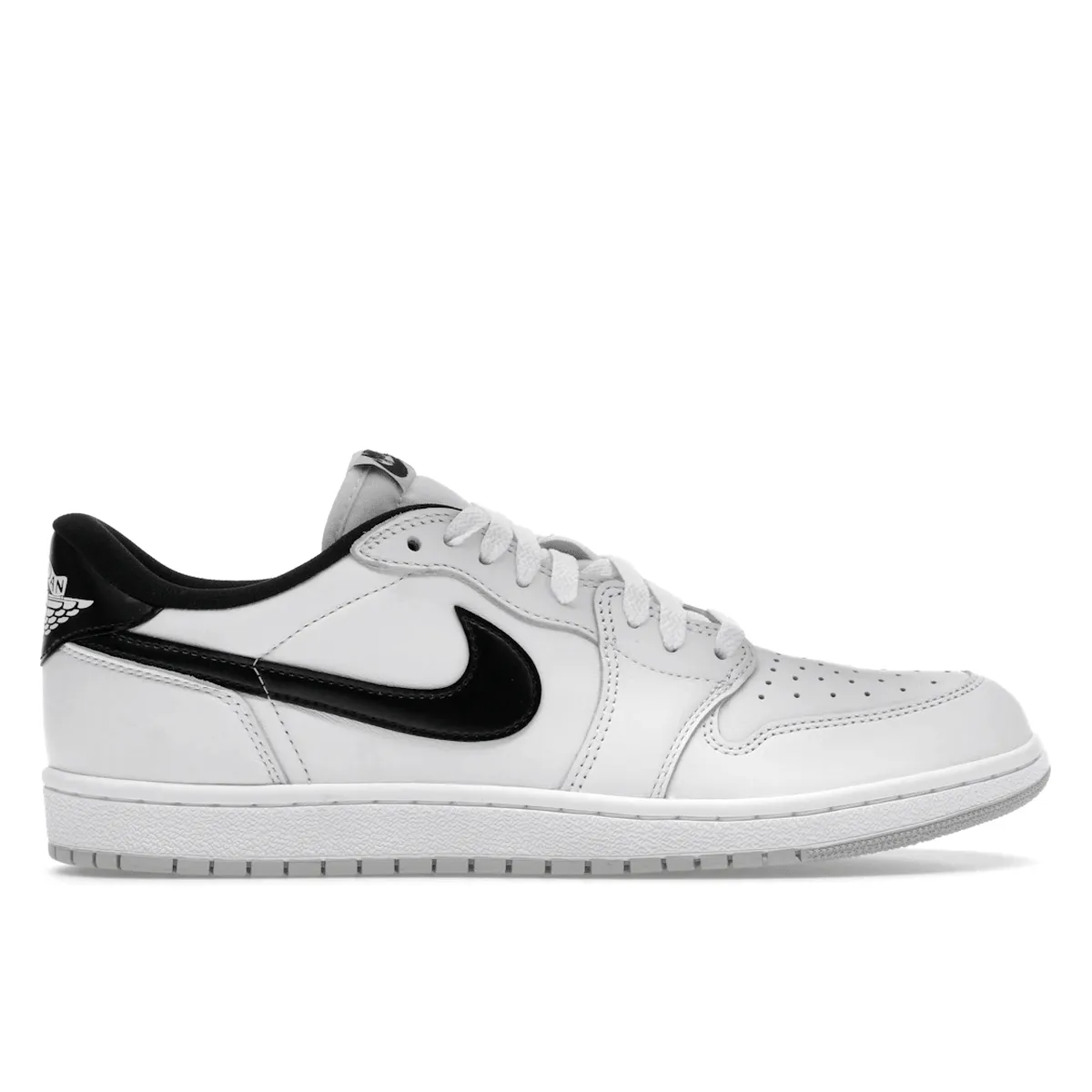Foot Balance Zone Air Jordan 1 Retro Low '85 Metallic Black