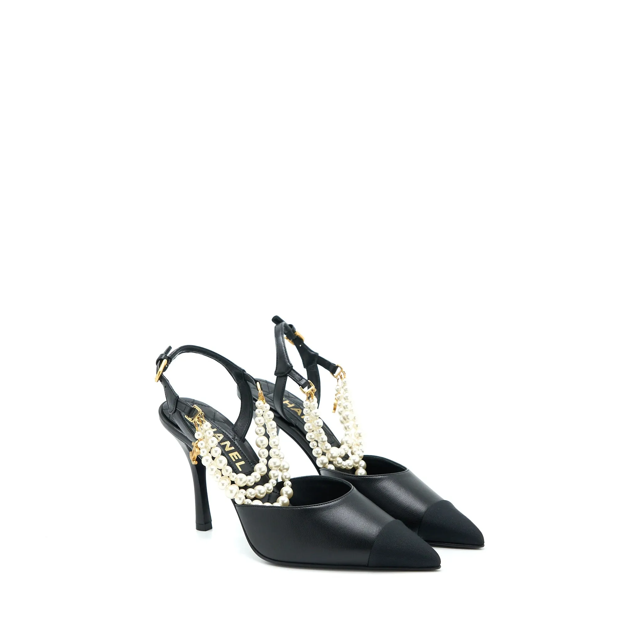 Casual Platforms Chanel Size 39 Heel with Pearl Leather/Fabric Black