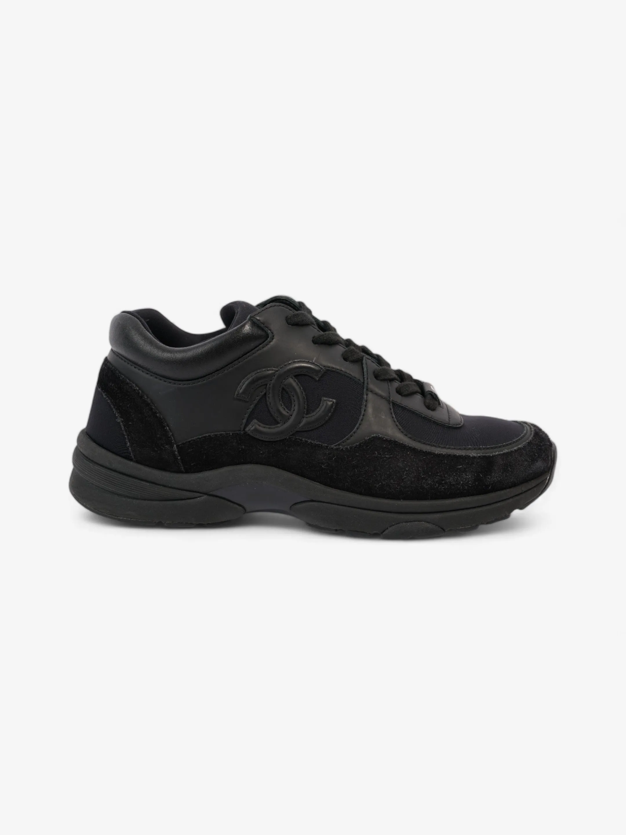 Chanel CC Logo Sneakers Black Suede EU 39 UK 6 Easy Wear Fit
