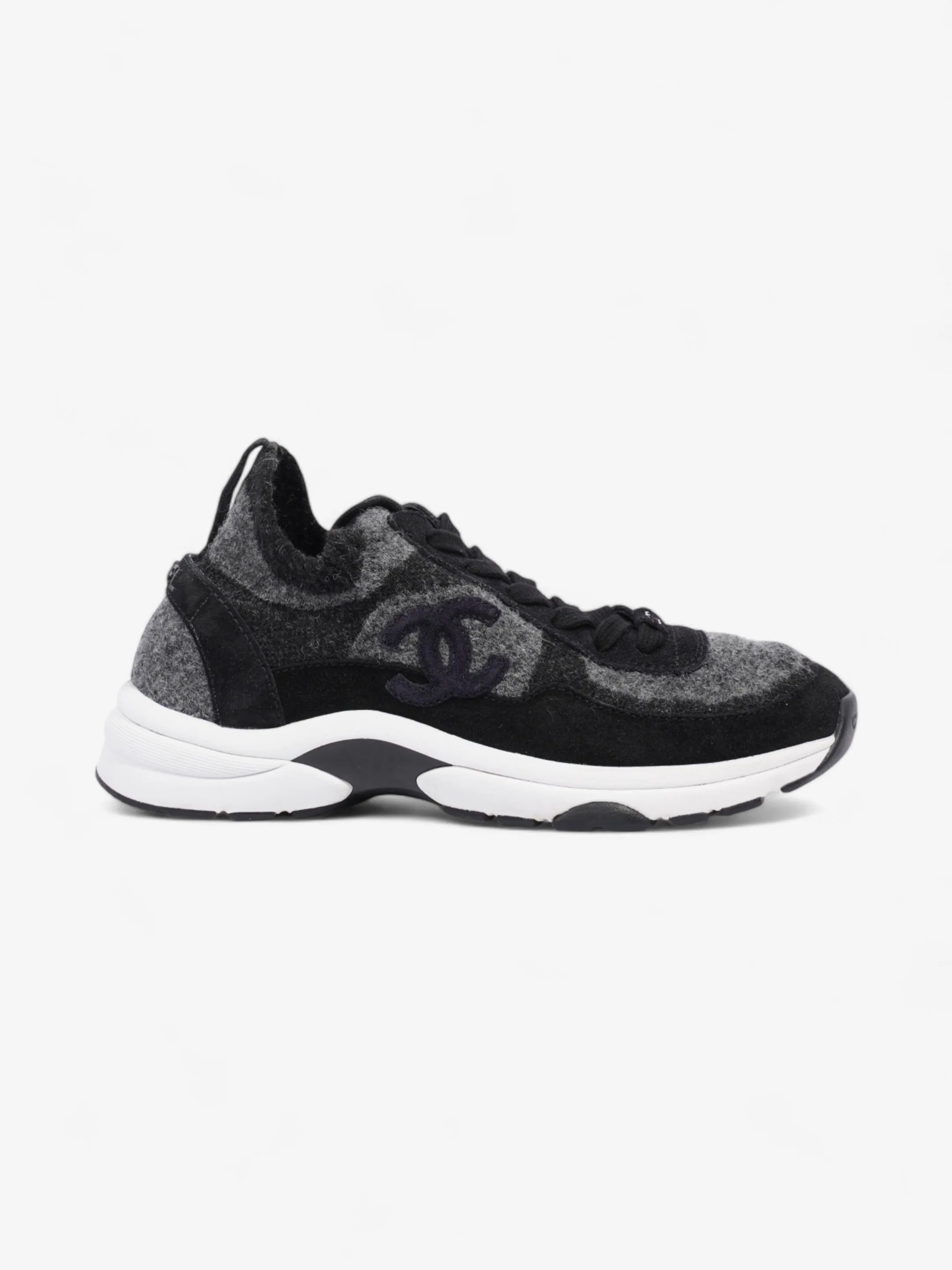 Chanel CC Logo Sneakers Grey / Black Wool EU 37 UK 4 Plush Lining