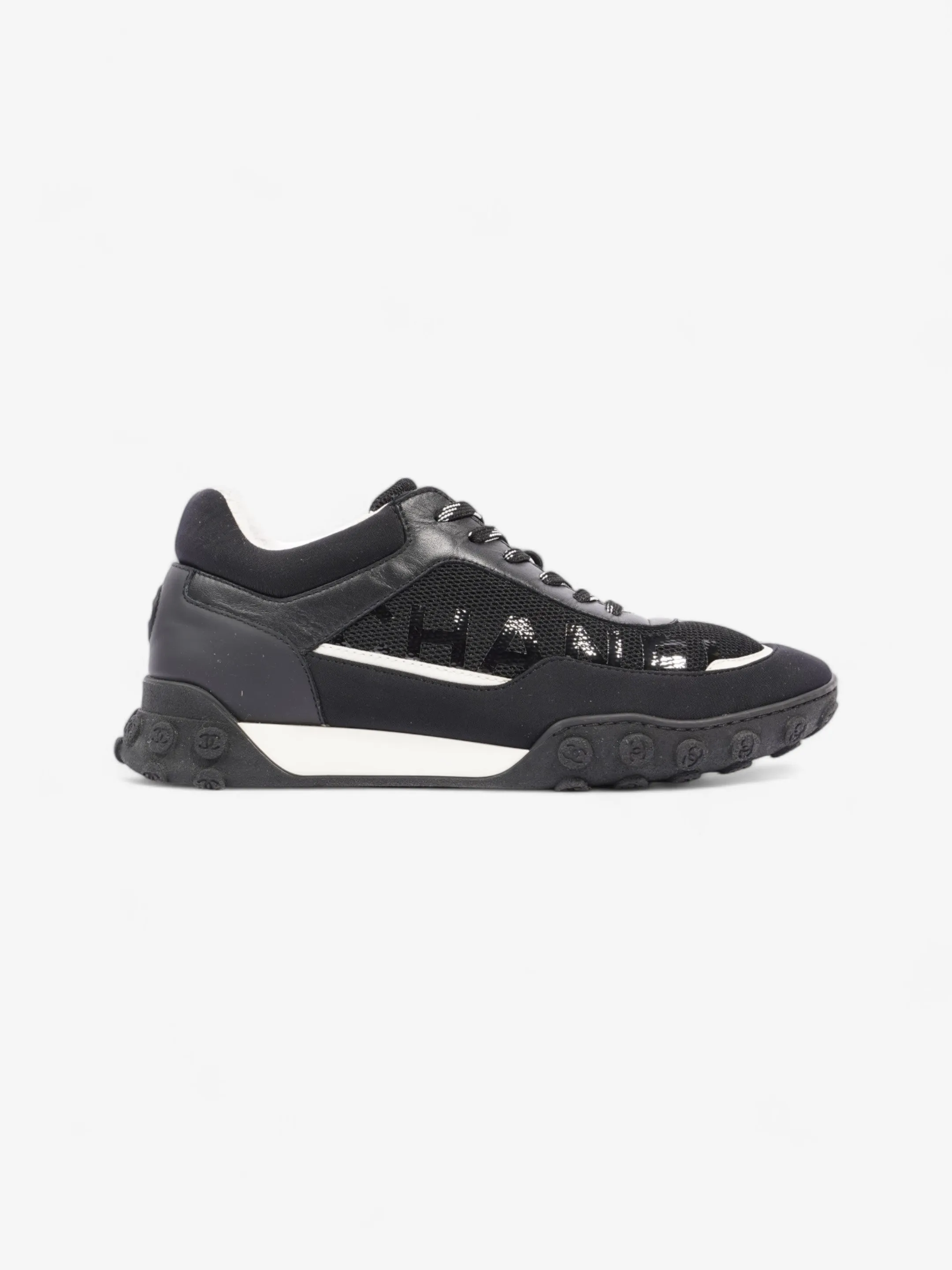 Chanel Low Top Sneaker Black / White Mesh EU 41 UK 8 Travel Friendly