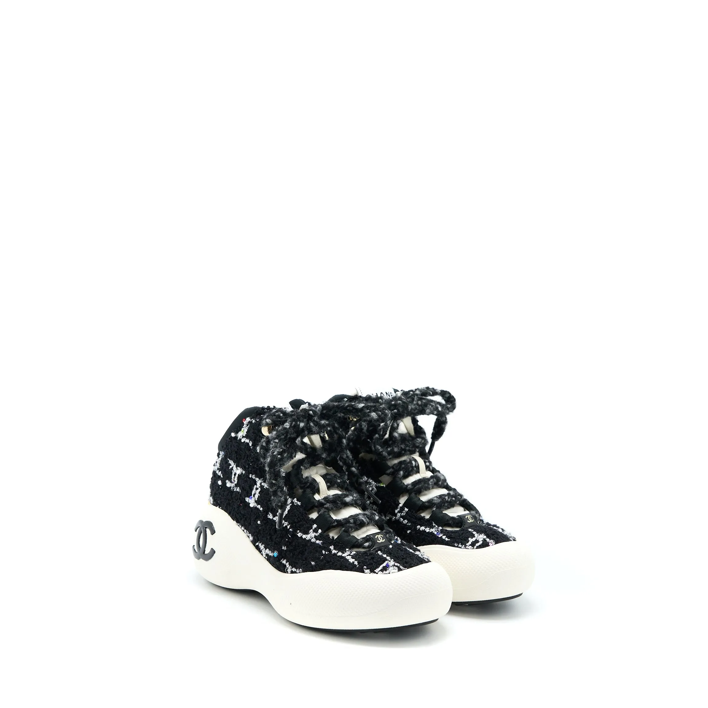 Chanel Size 36.5 Winter Sneakers Fabric Black/White Engineered fit