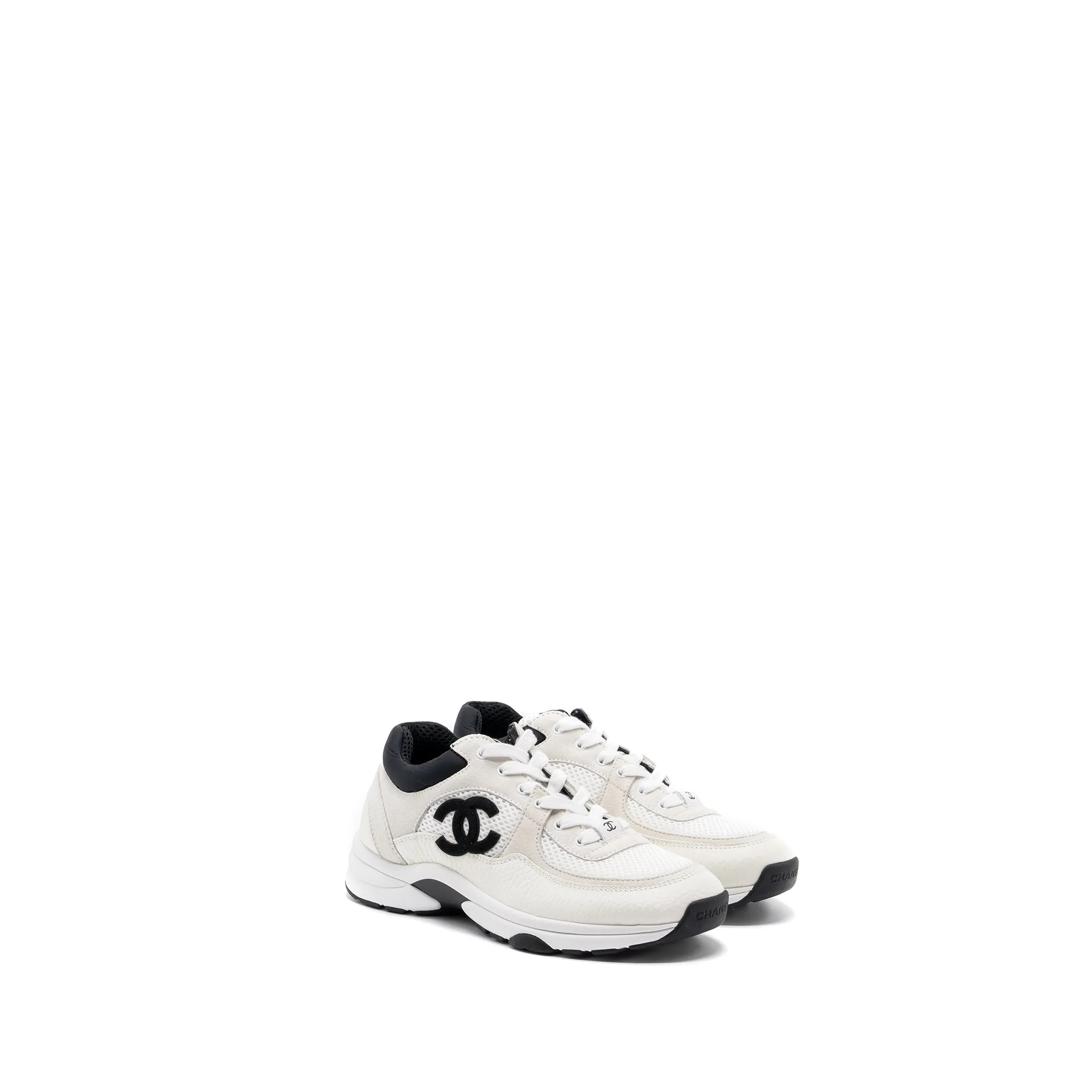 Chanel size 37 trainer / sneaker black / white Iconic design
