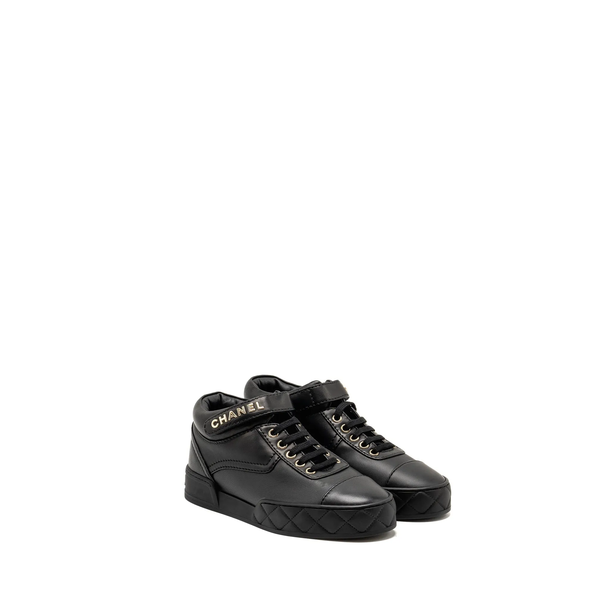 Chanel Size 37.5 23A Letter Logo Sneakers Lambskin Black L Breath Flow Support