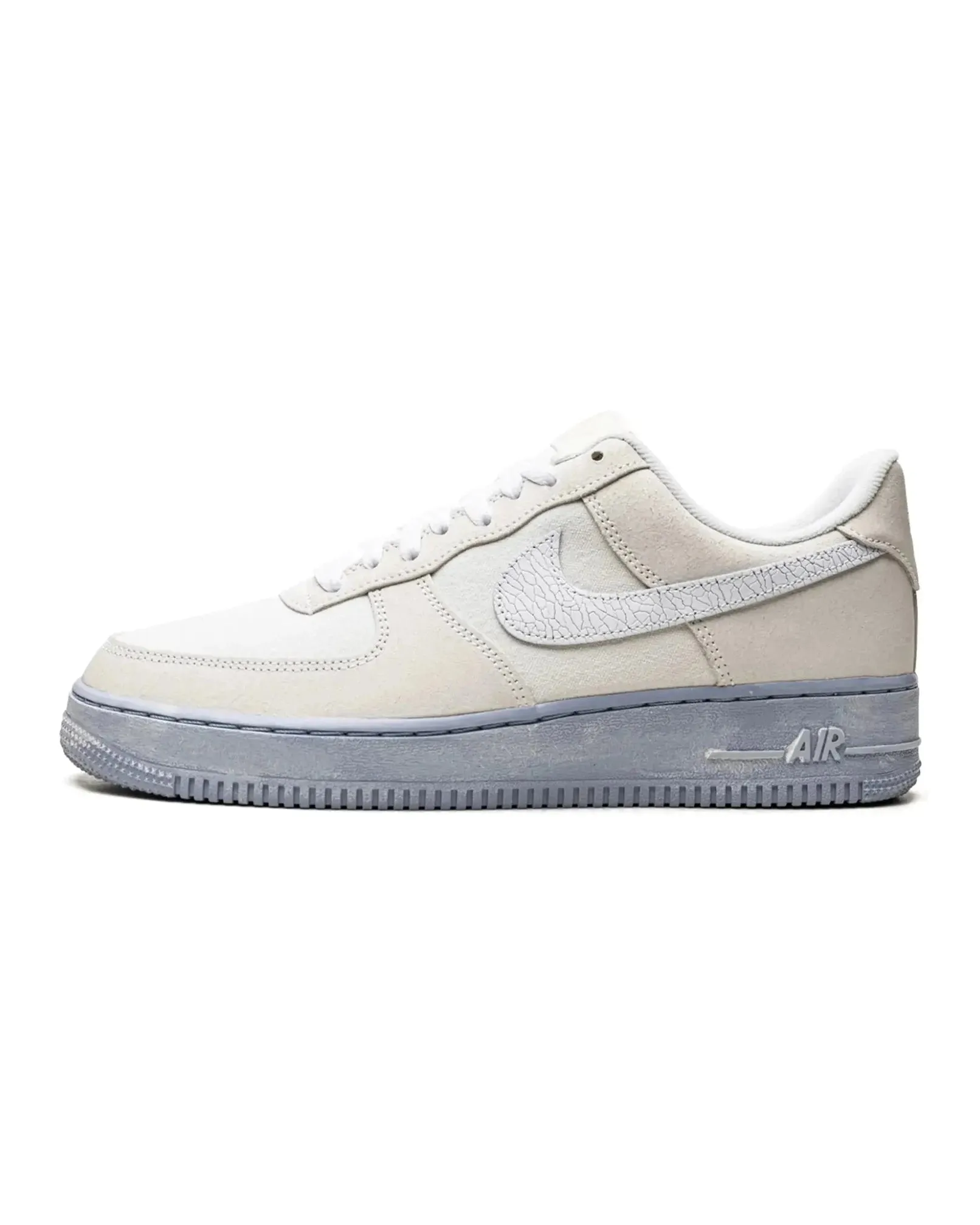Dynamic Comfort urban vibe Nike Air Force 1 Low LV8 EMB Summit White Blue Whisper
