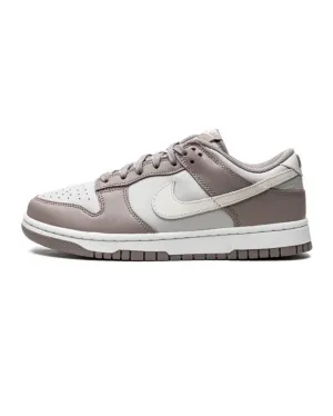 Push Step Lightweight Sole Nike Dunk Low Bone Beige