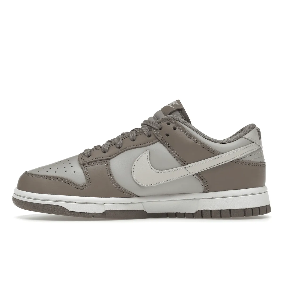 Classic Appeal Nike Dunk Low Bone Beige